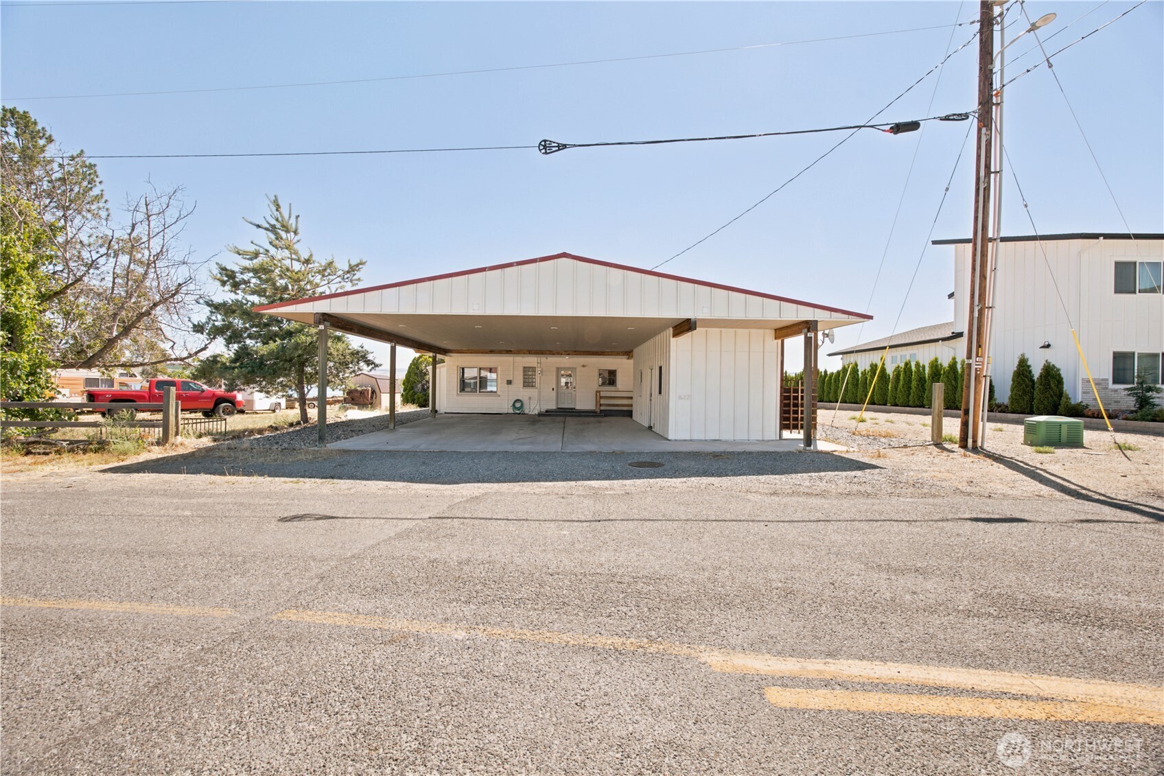 main property photo 21