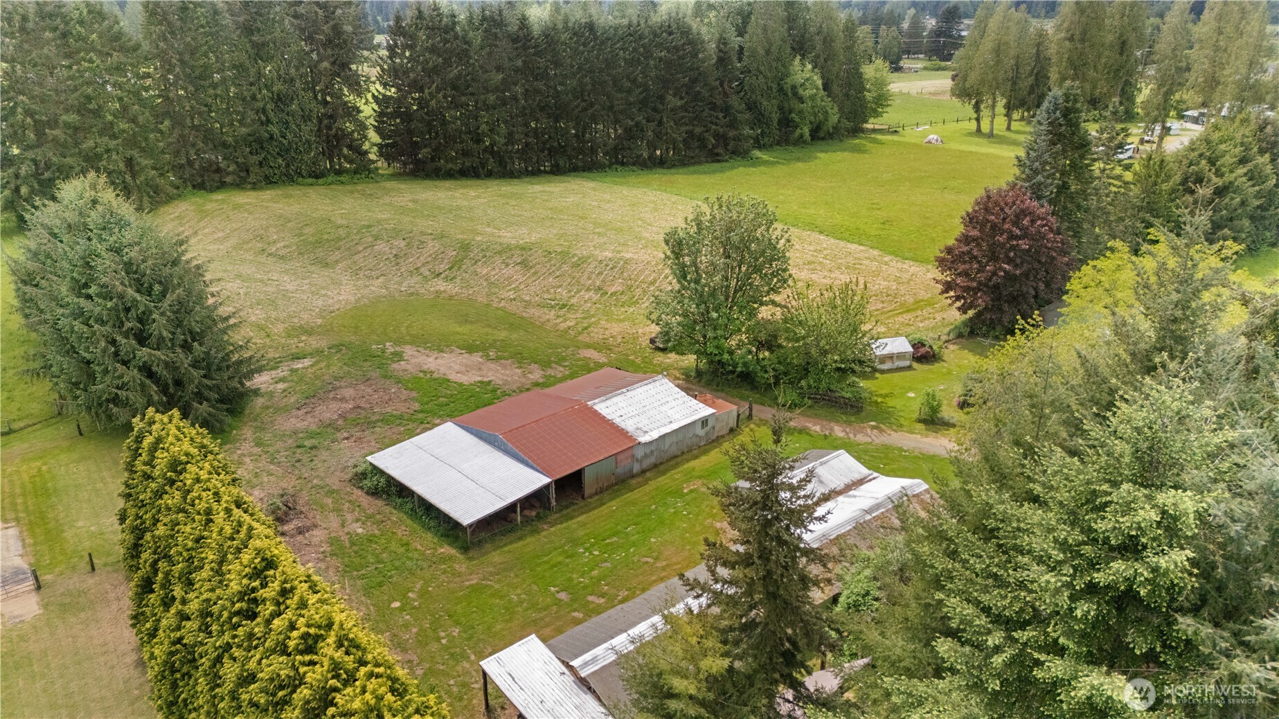 main property photo 18
