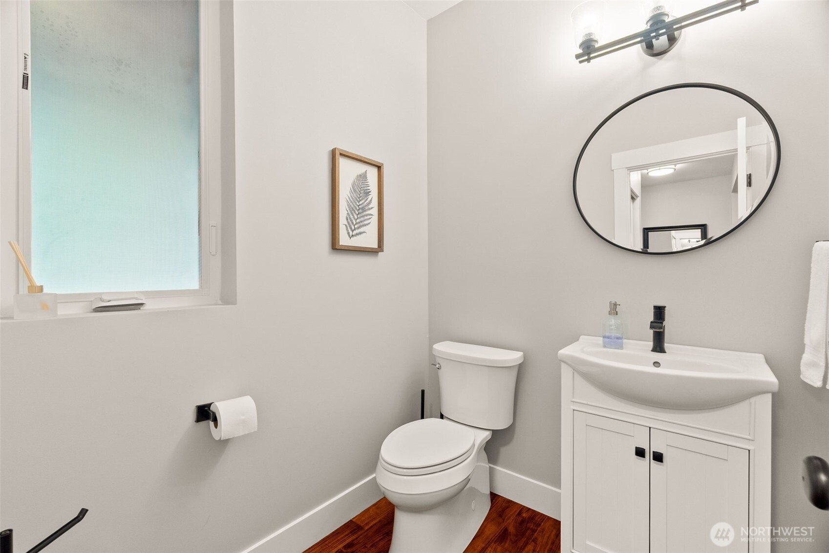 property viewer photo 12