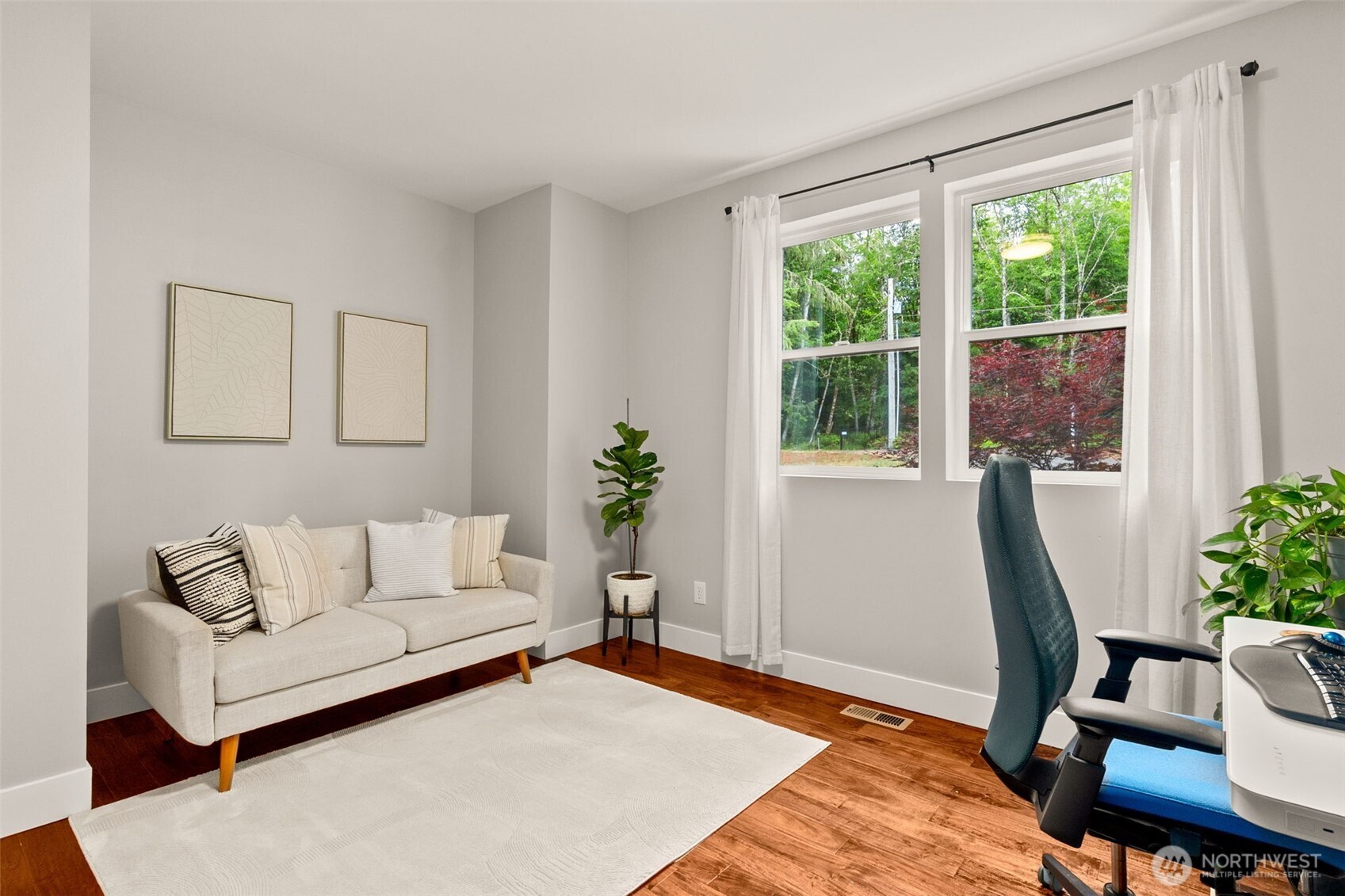 property viewer photo 13