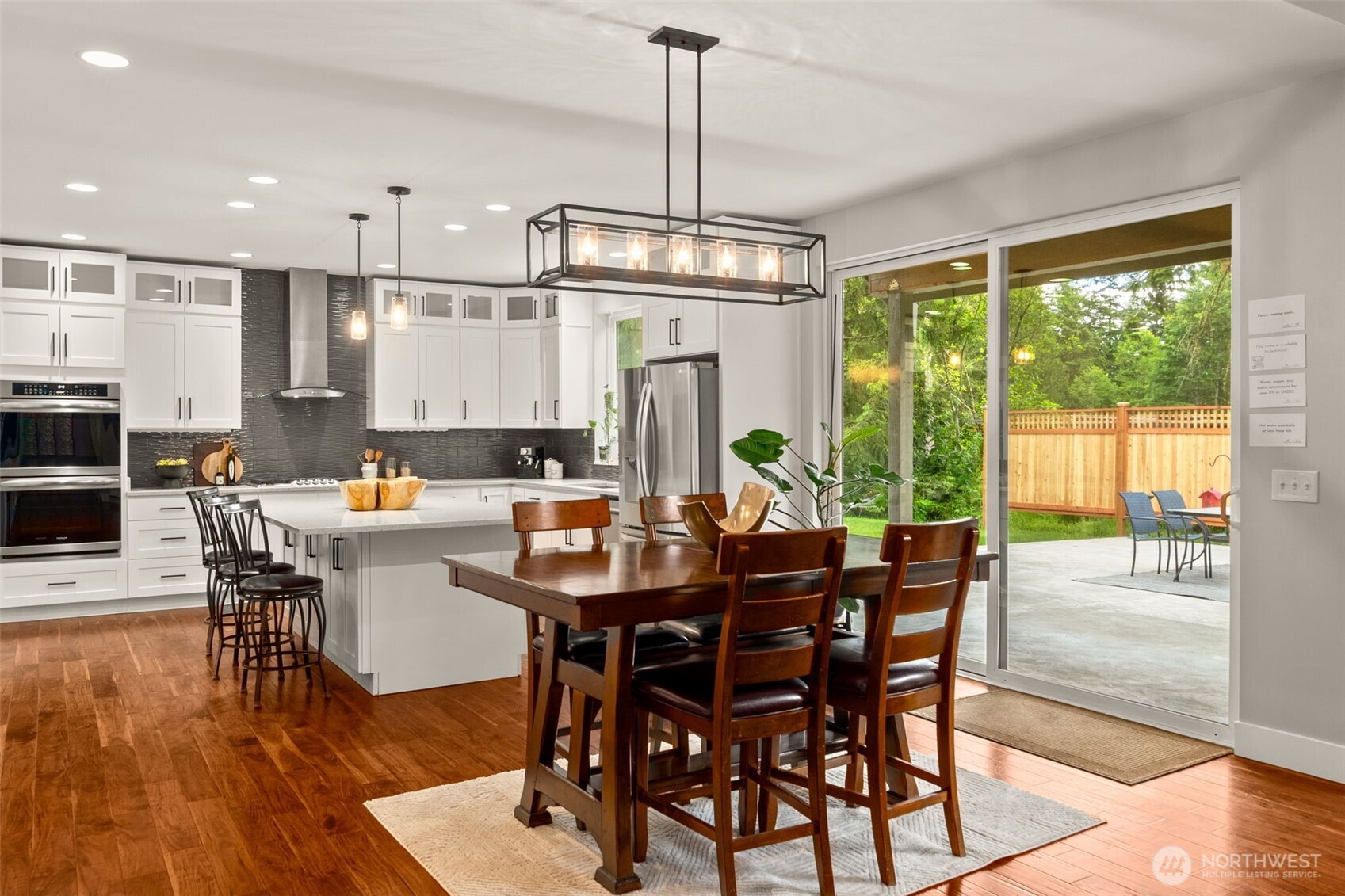 property viewer photo 6