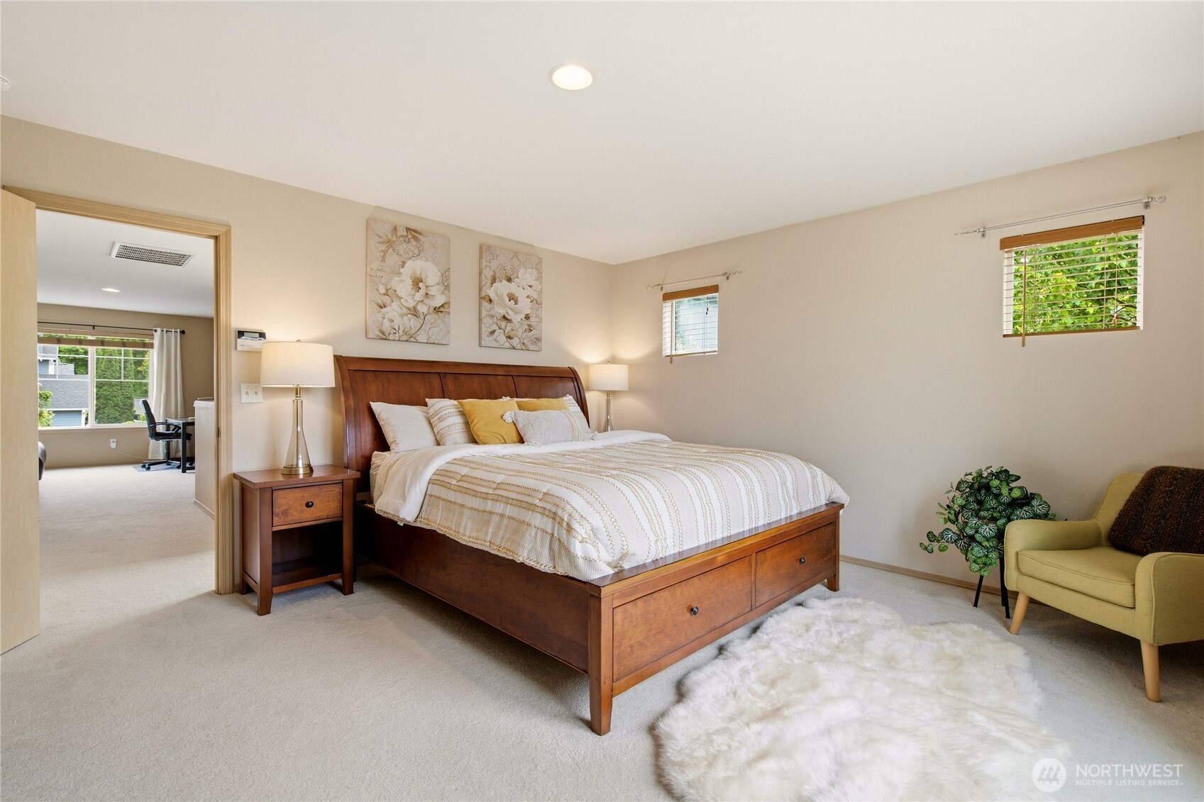 property viewer photo 16