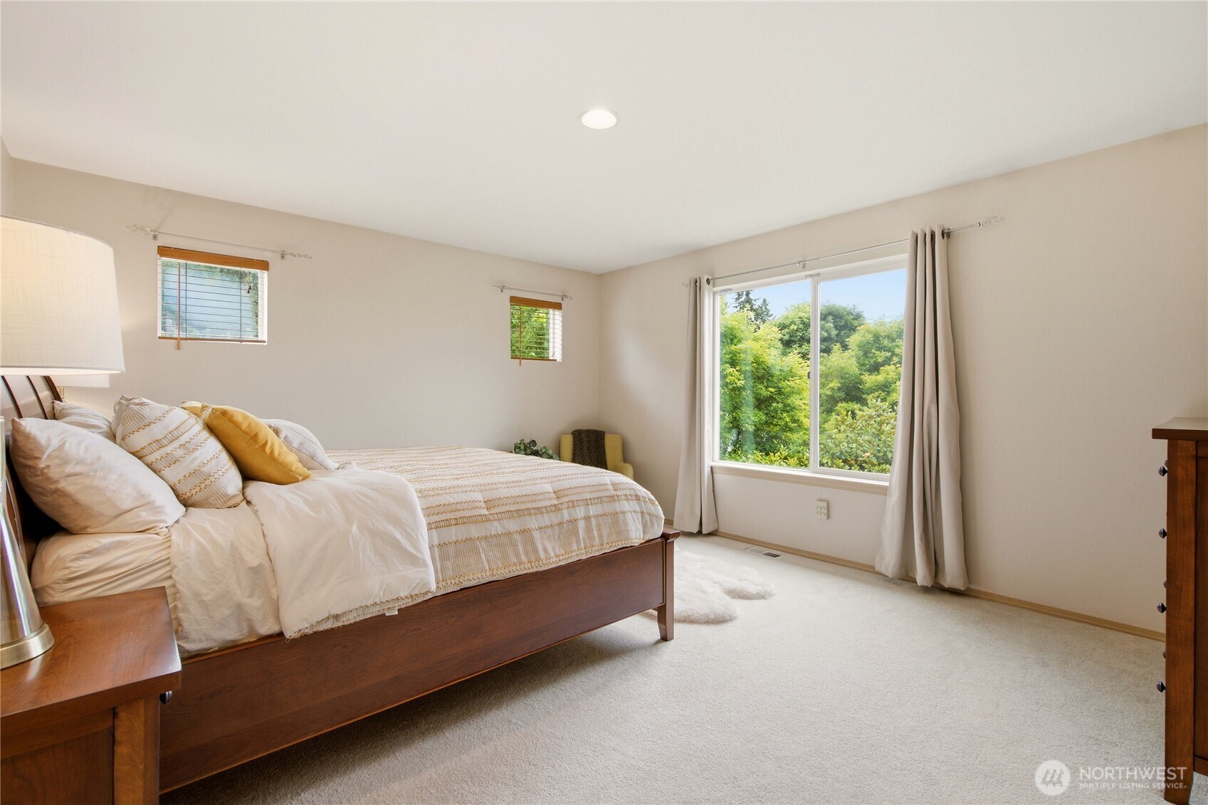property viewer photo 17