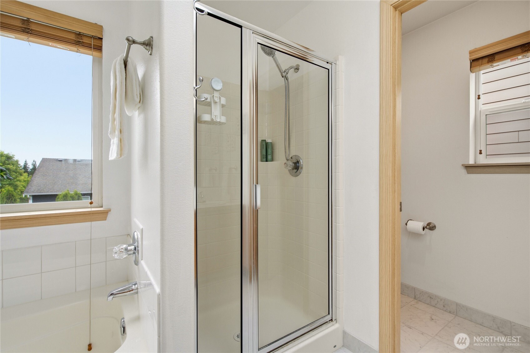 property viewer photo 20