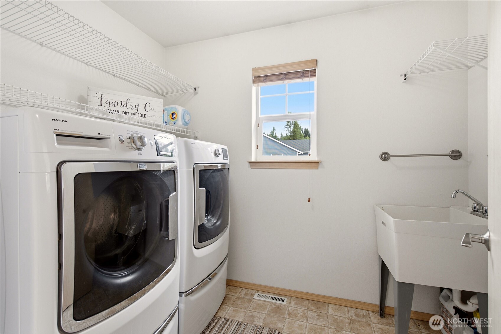 property viewer photo 22