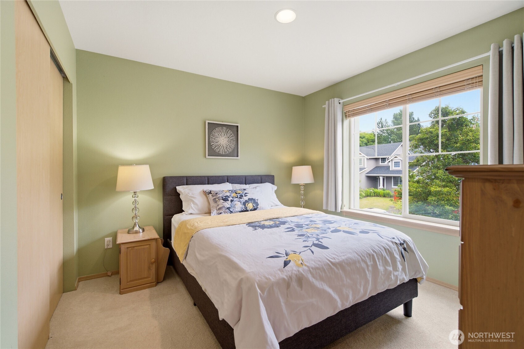 property viewer photo 23
