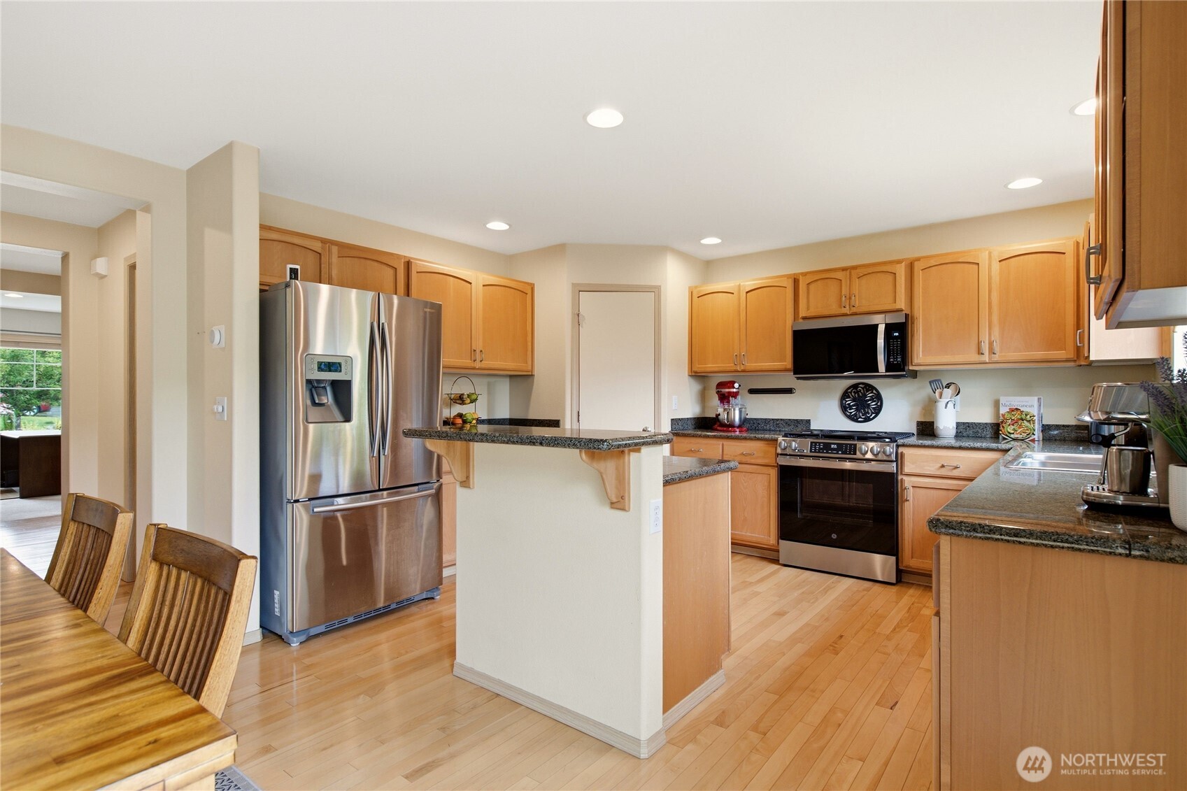 property viewer photo 3