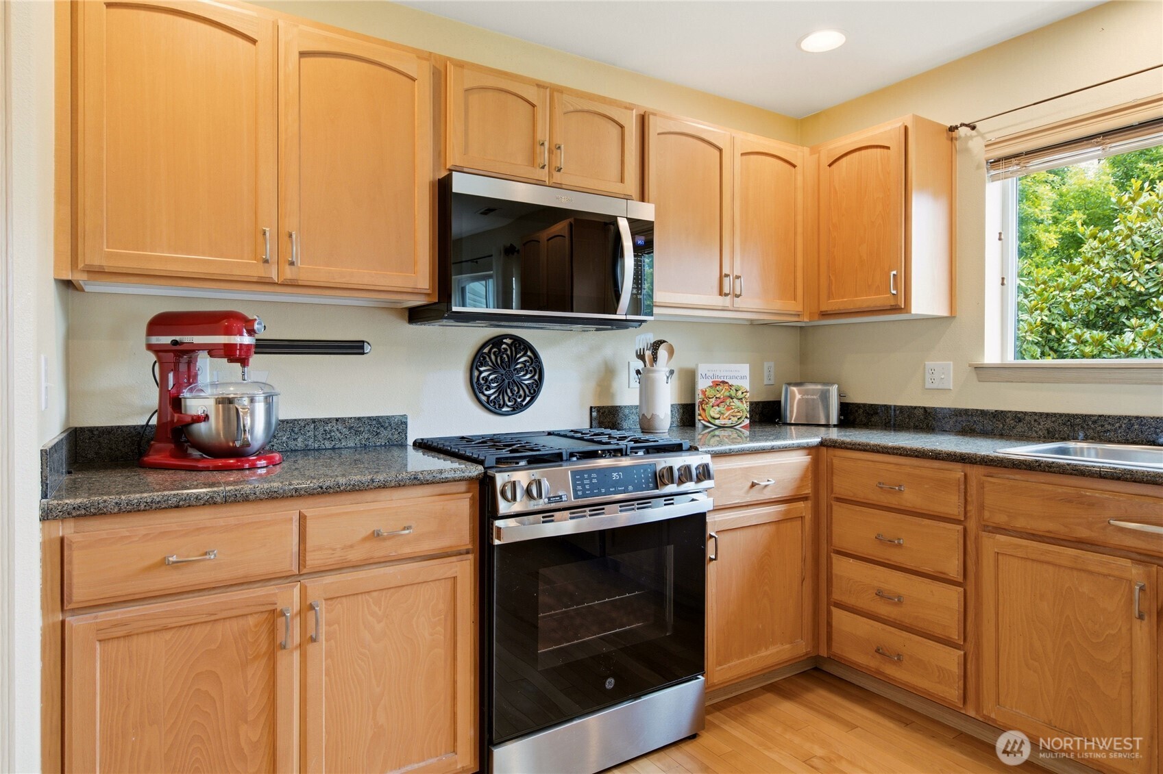 property viewer photo 9