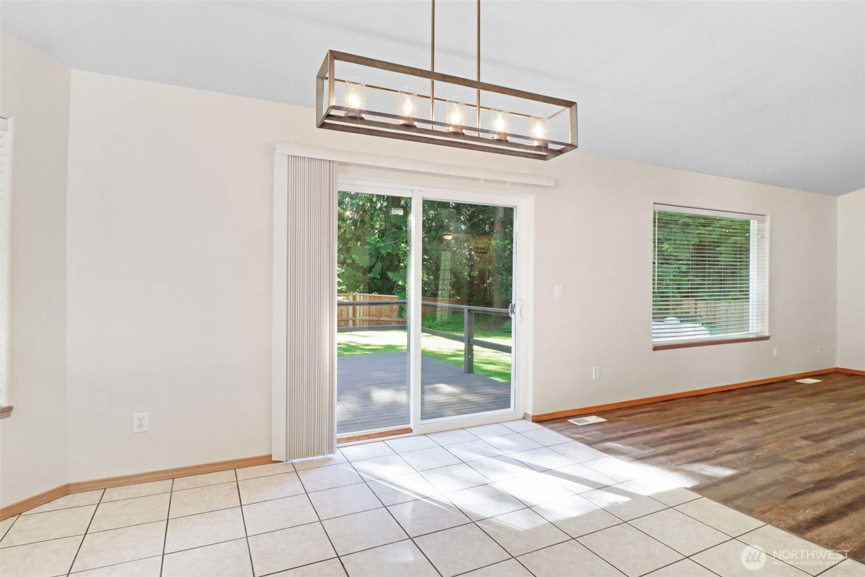 property viewer photo 21