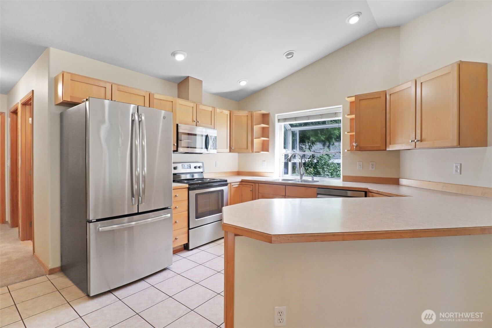 property viewer photo 23