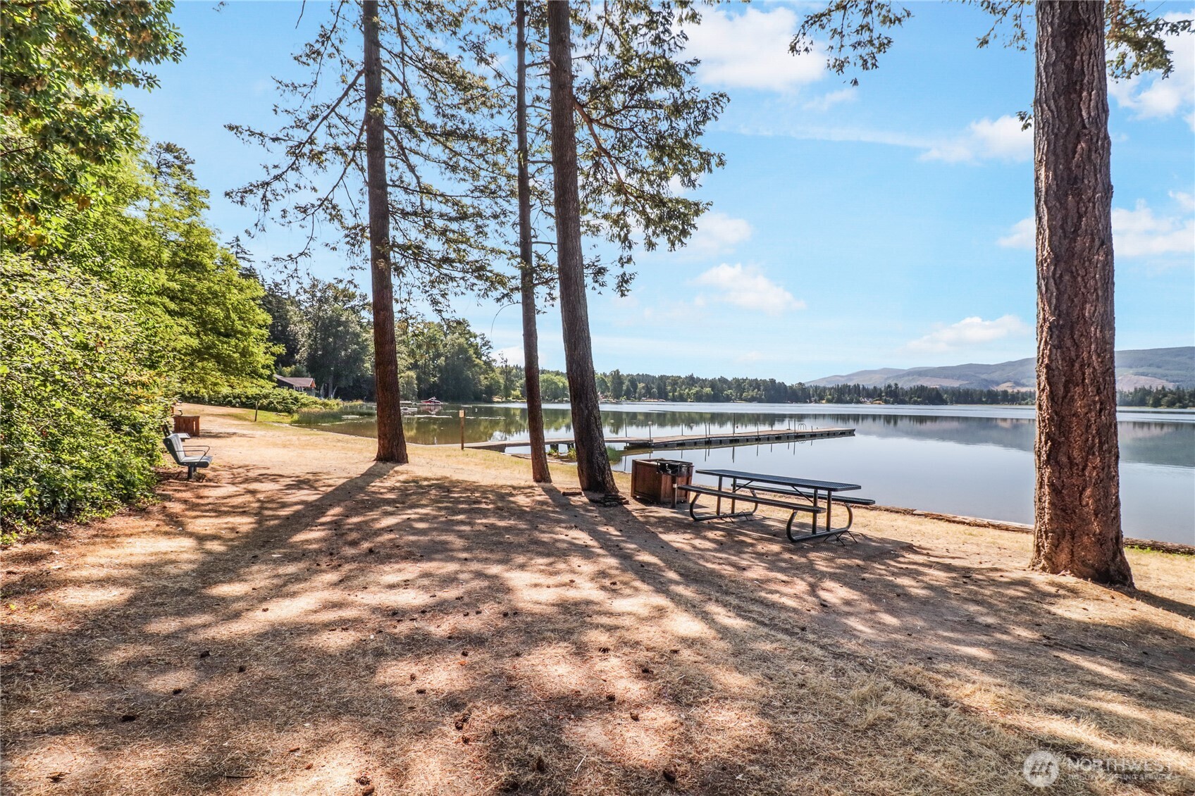 property viewer photo 3