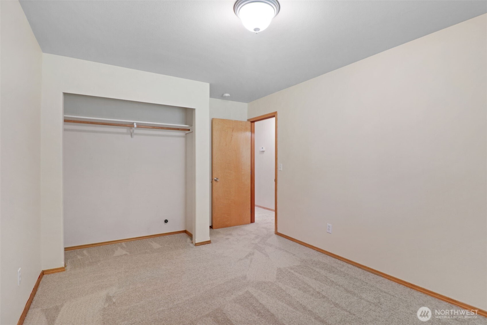 property viewer photo 33