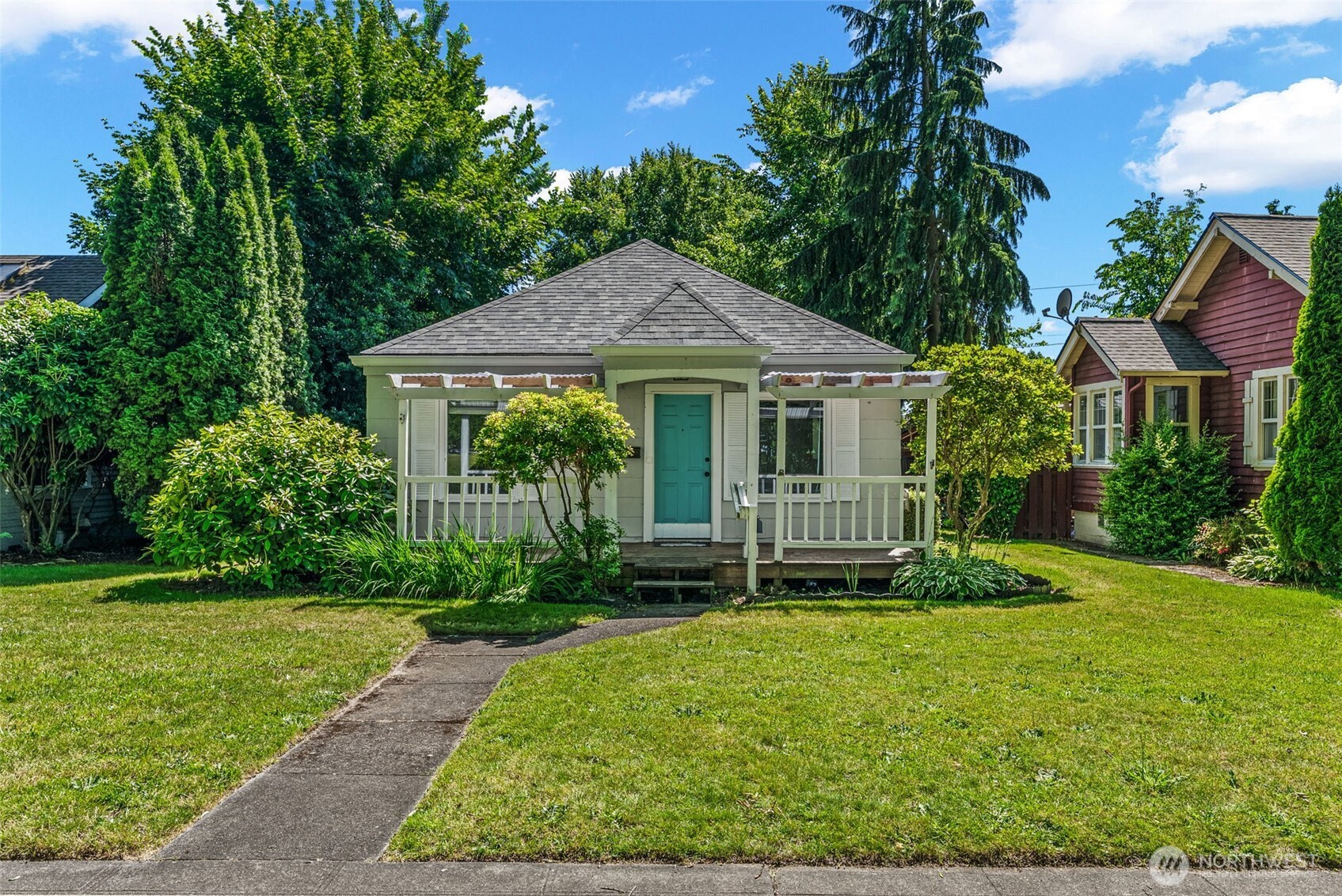 main property photo 19