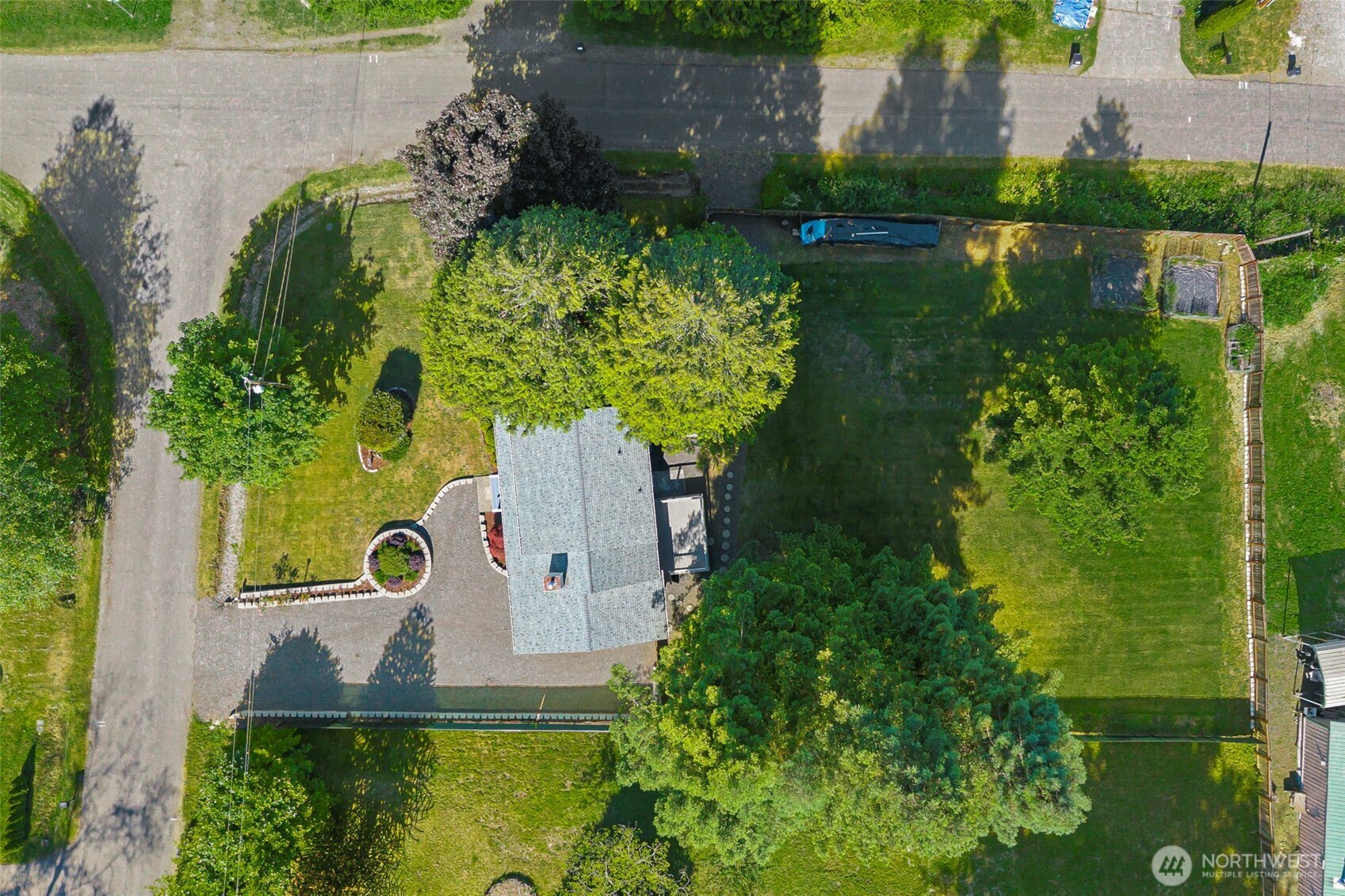 property viewer photo 33