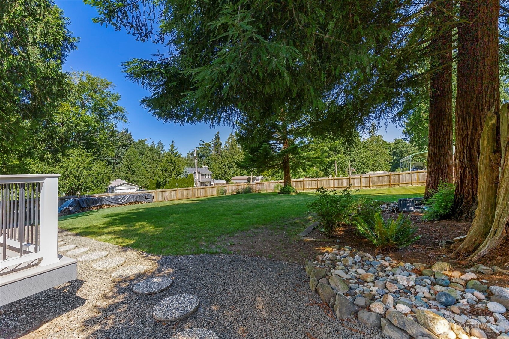 property viewer photo 34