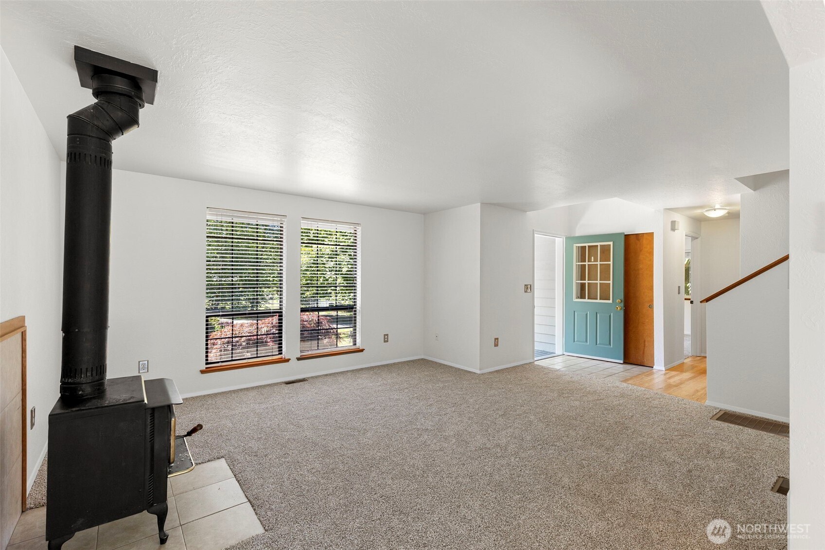 property viewer photo 6