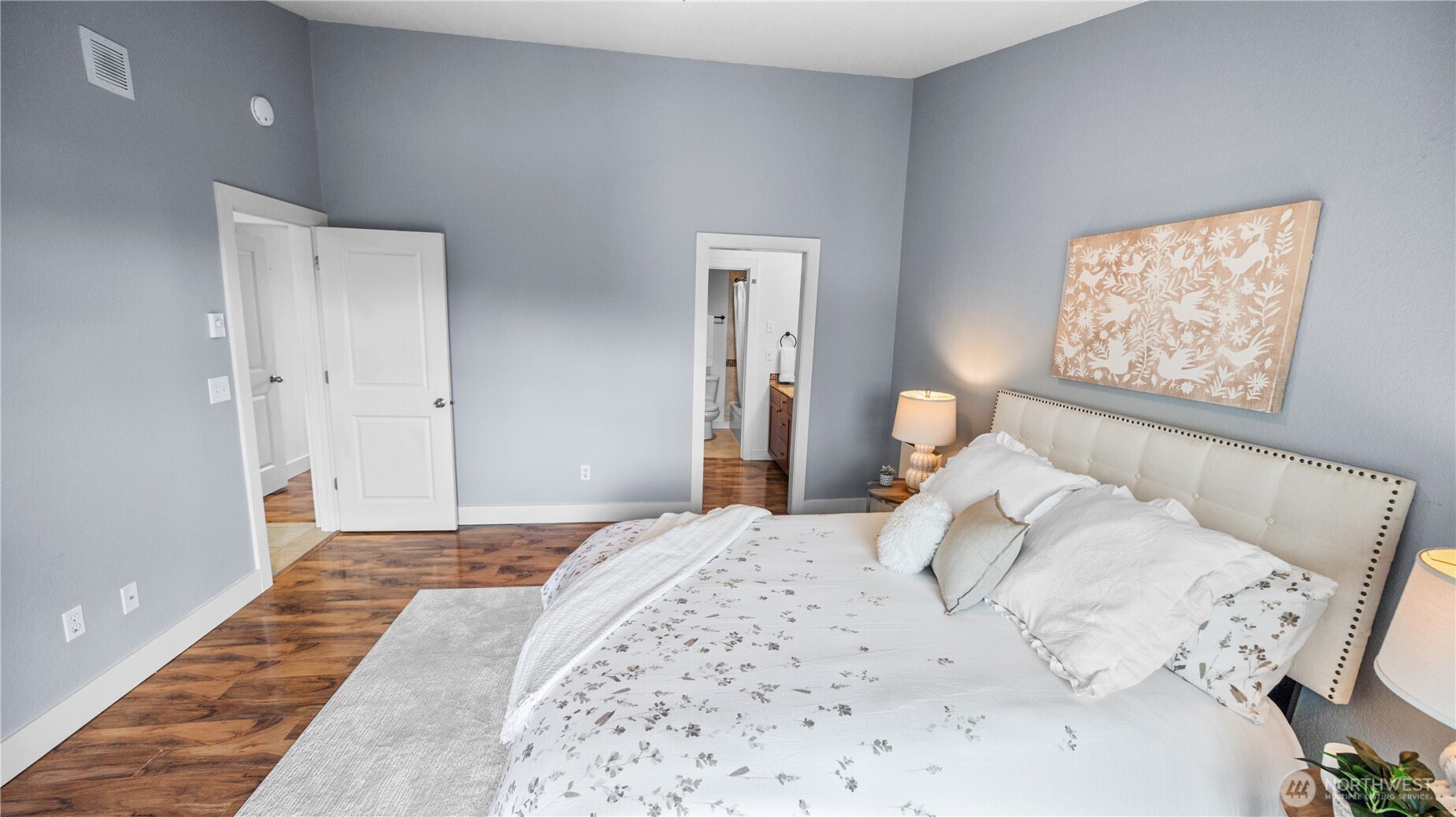 property viewer photo 11