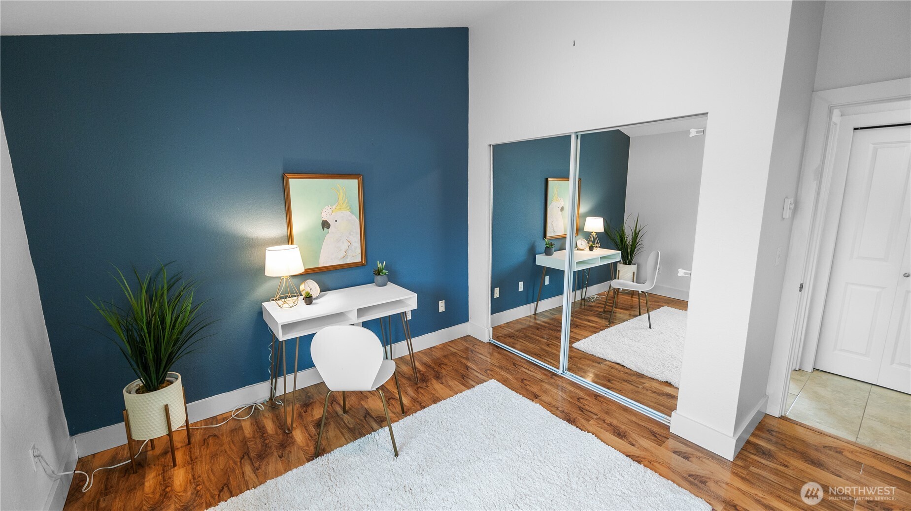 property viewer photo 18