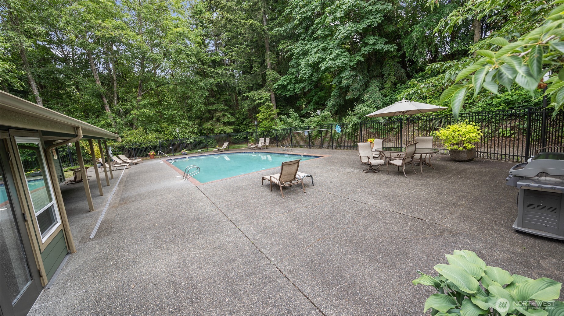 property viewer photo 21