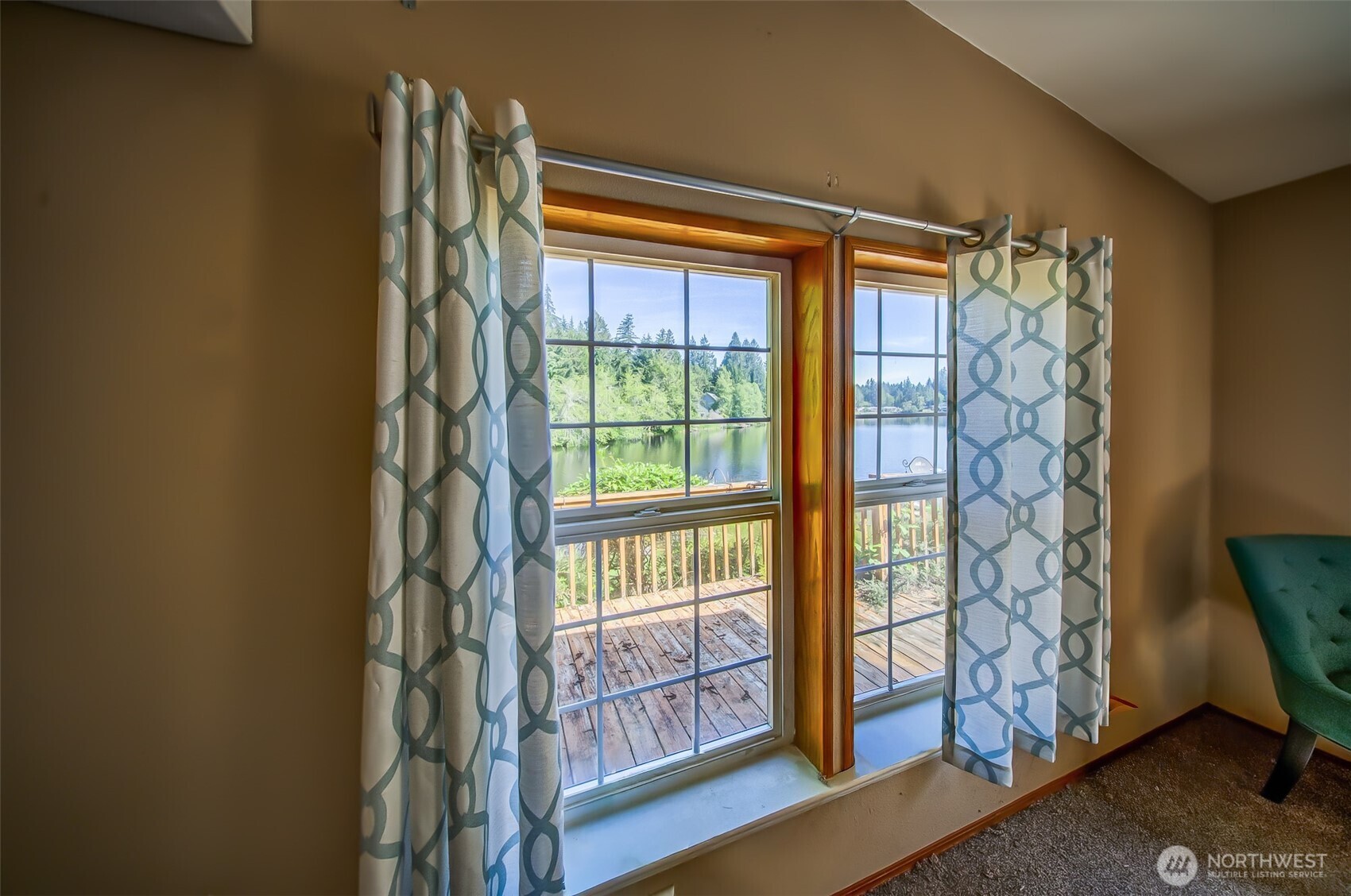 main property photo 19