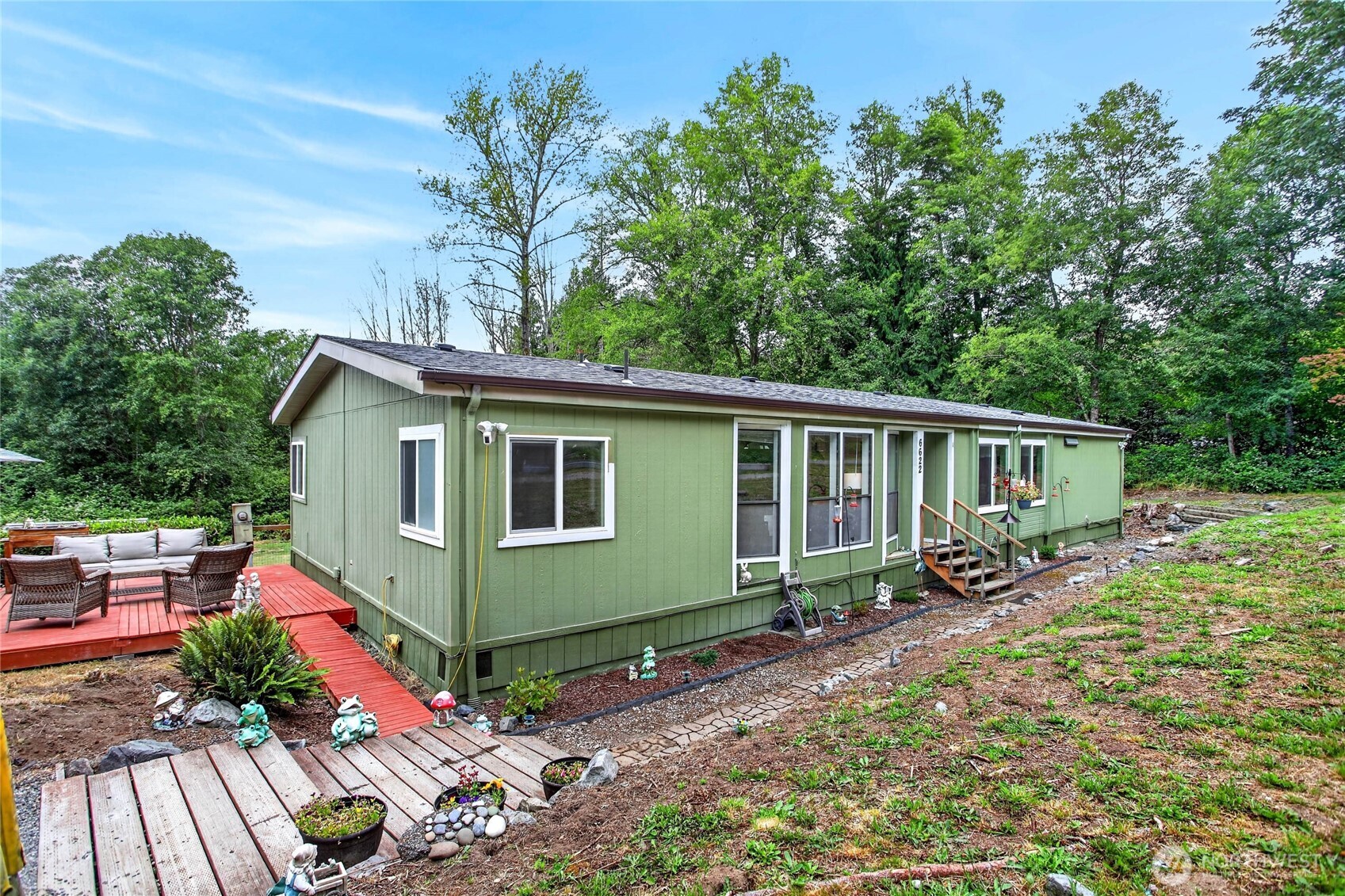property viewer photo 1
