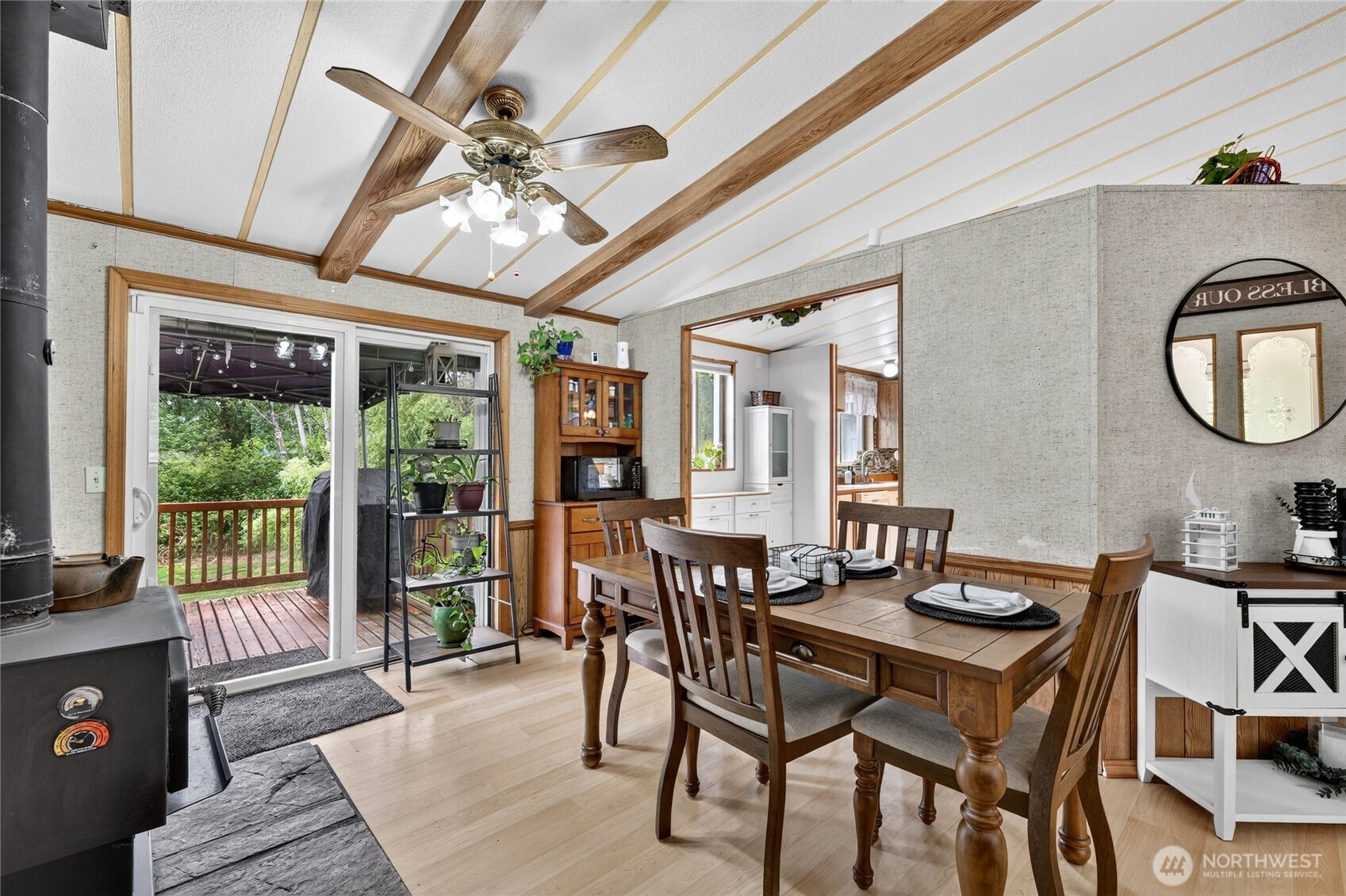 property viewer photo 13