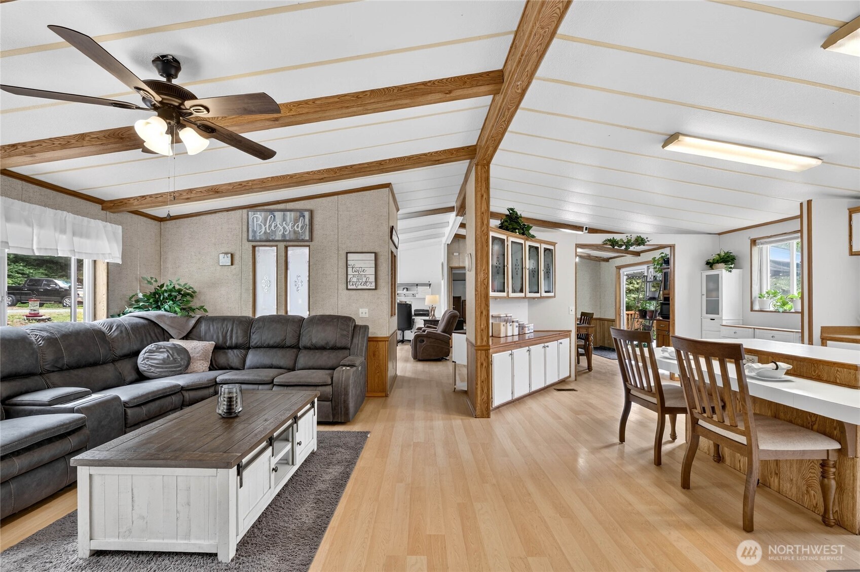 property viewer photo 21