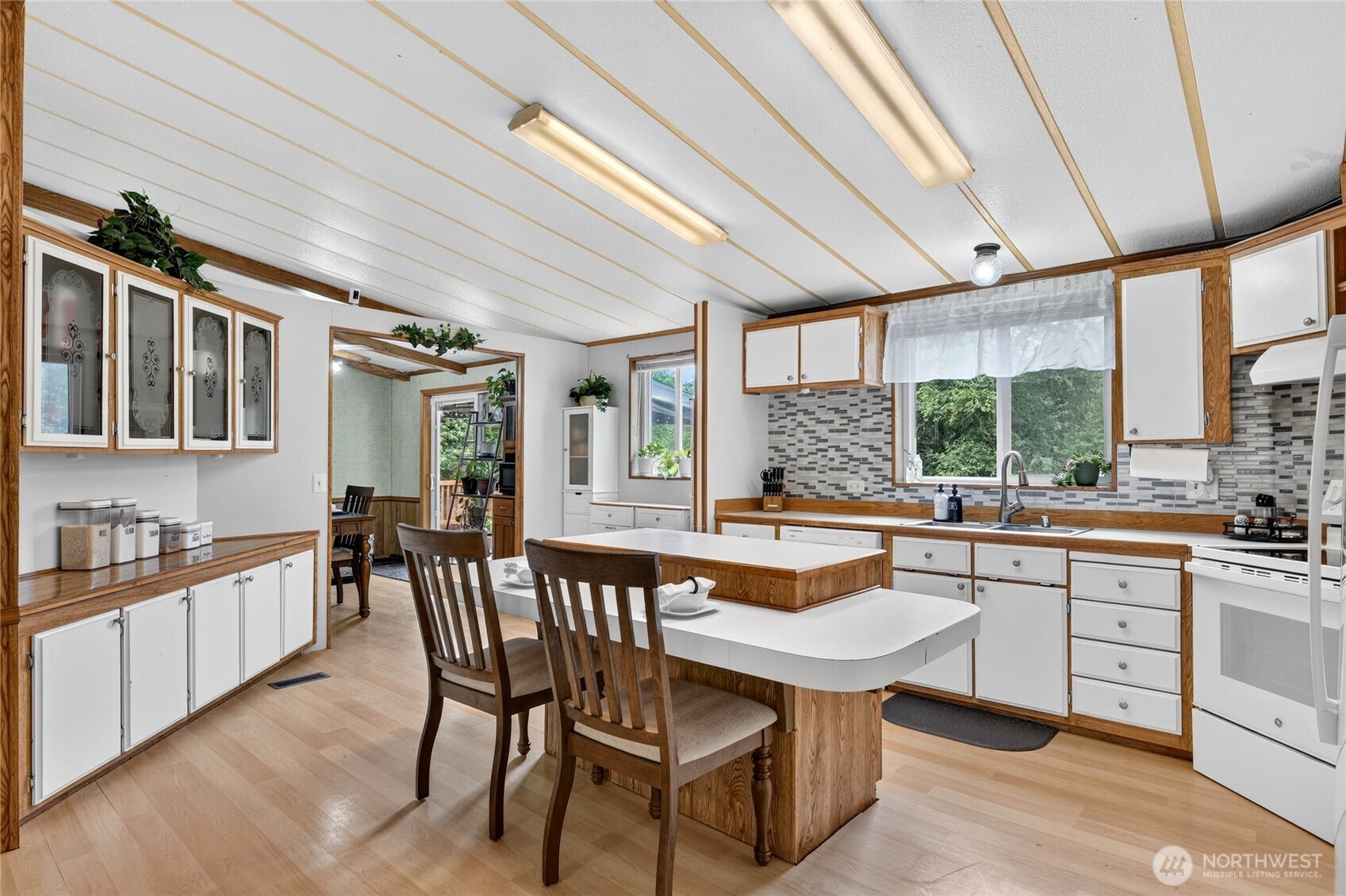 property viewer photo 22