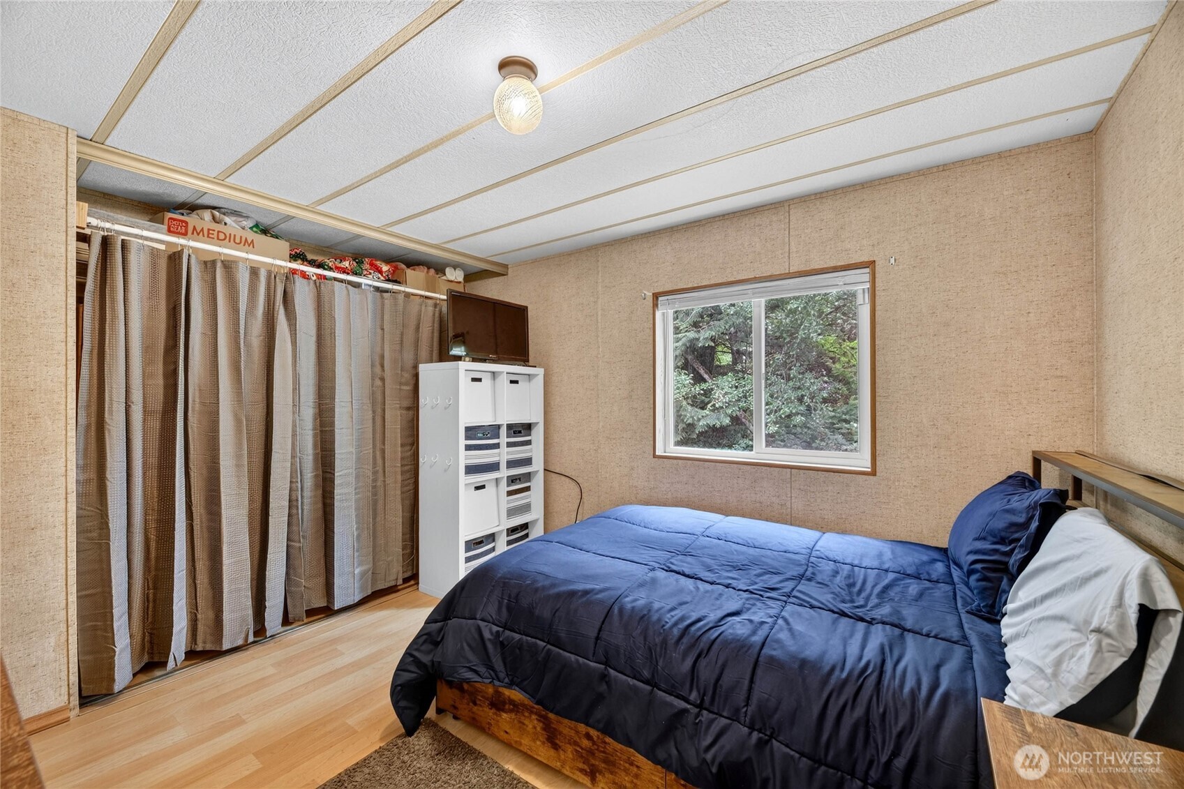 property viewer photo 28