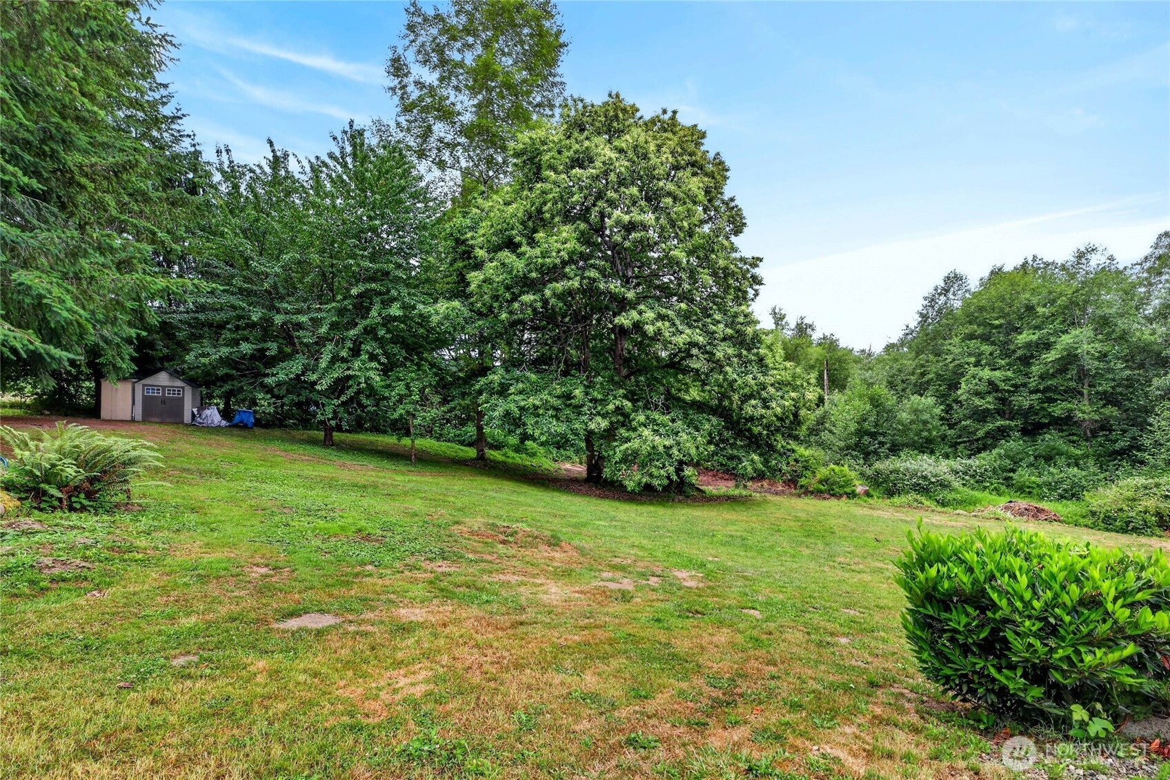 property viewer photo 3