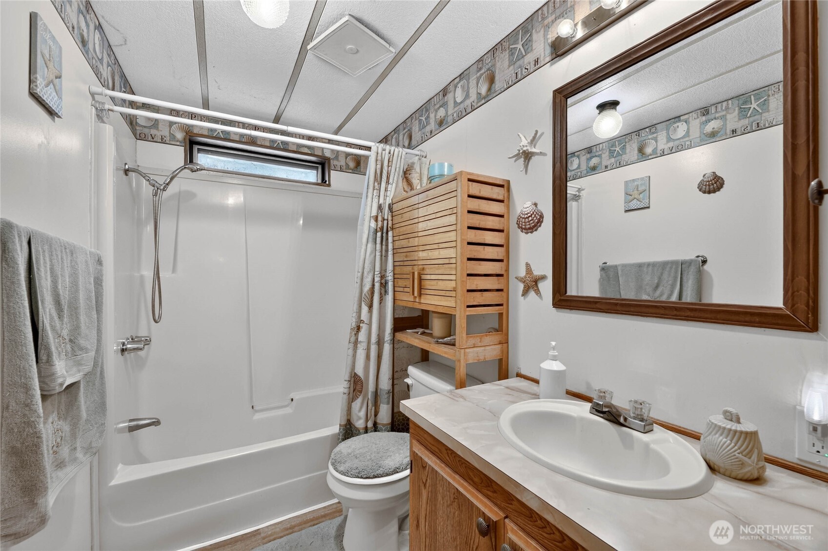 property viewer photo 30