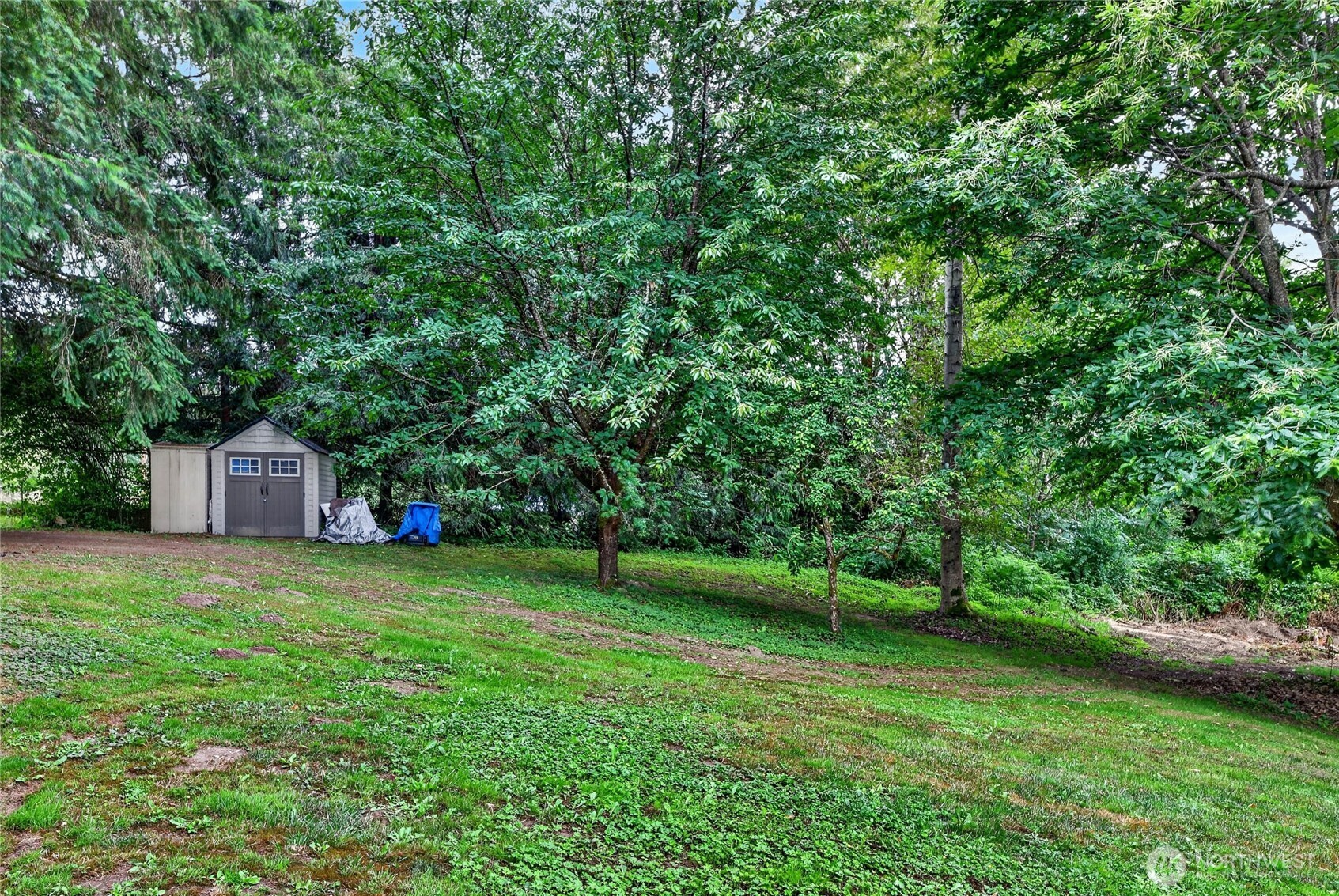 property viewer photo 5