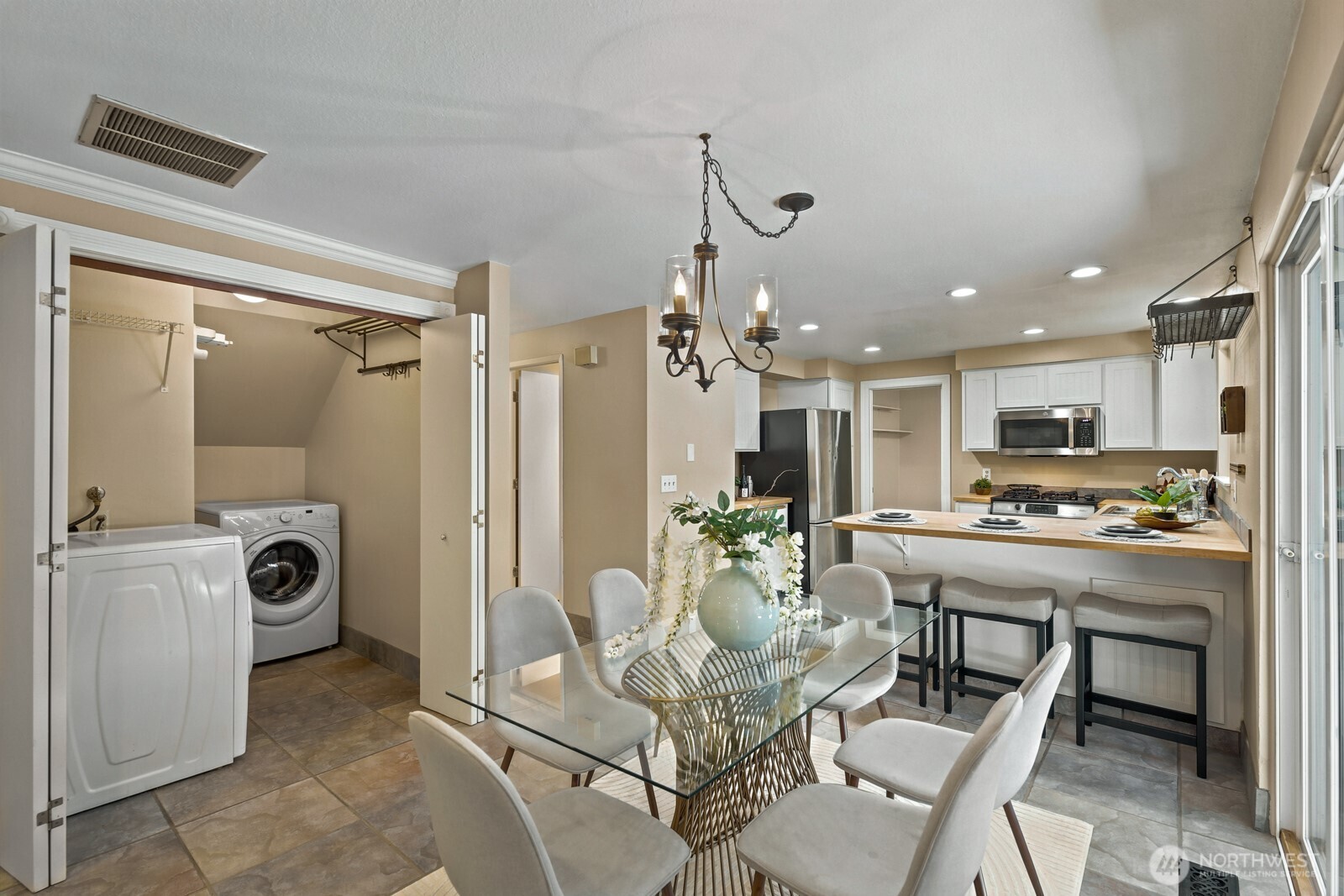 property viewer photo 14