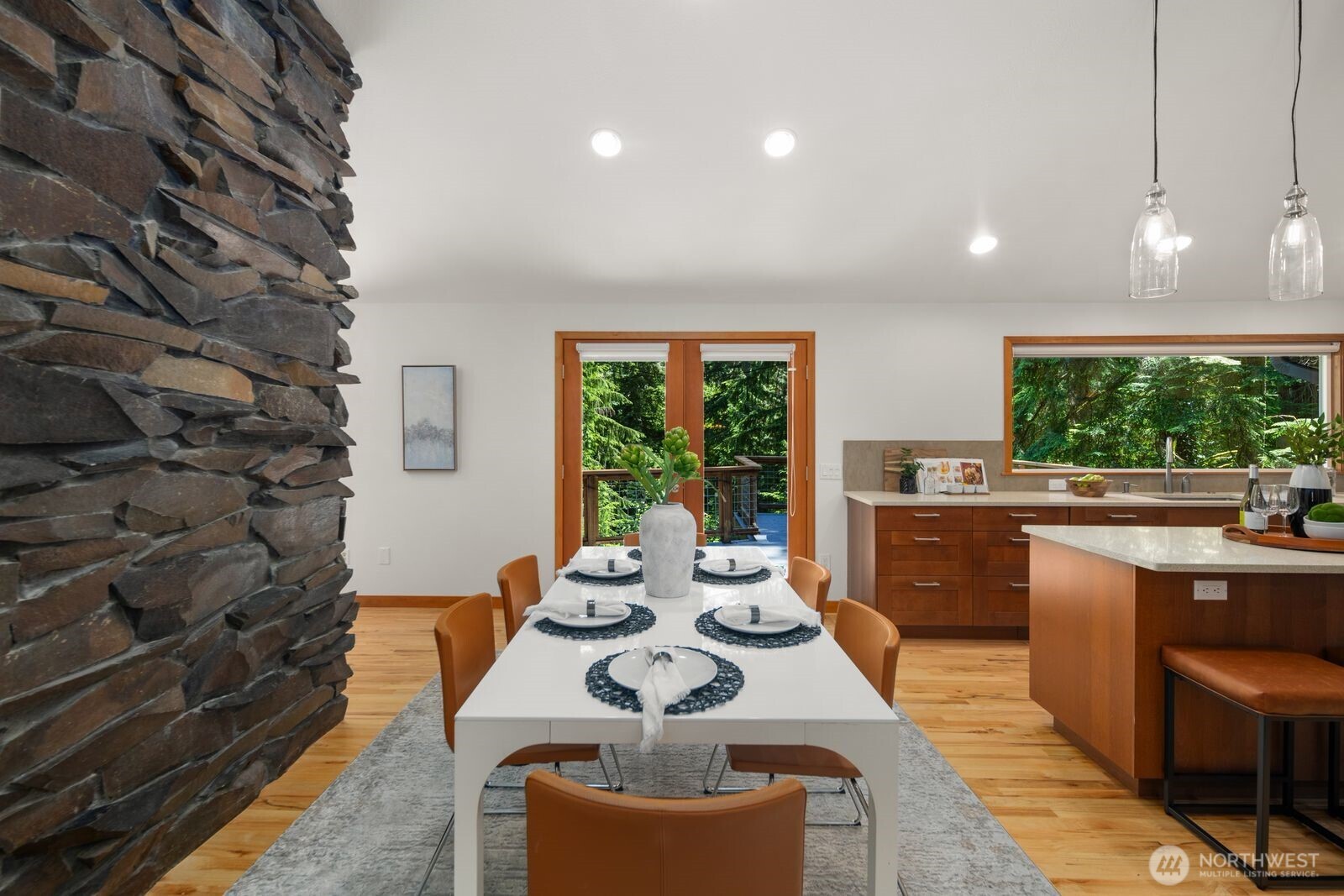 property viewer photo 11