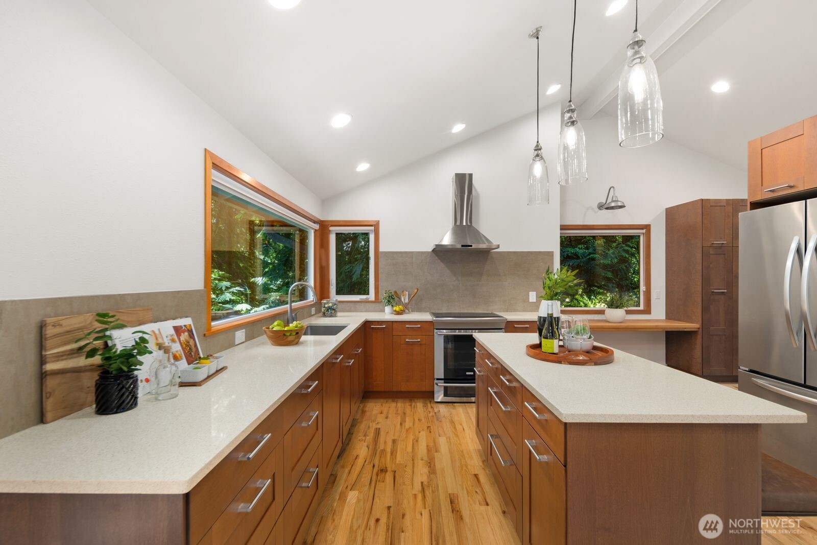 property viewer photo 18