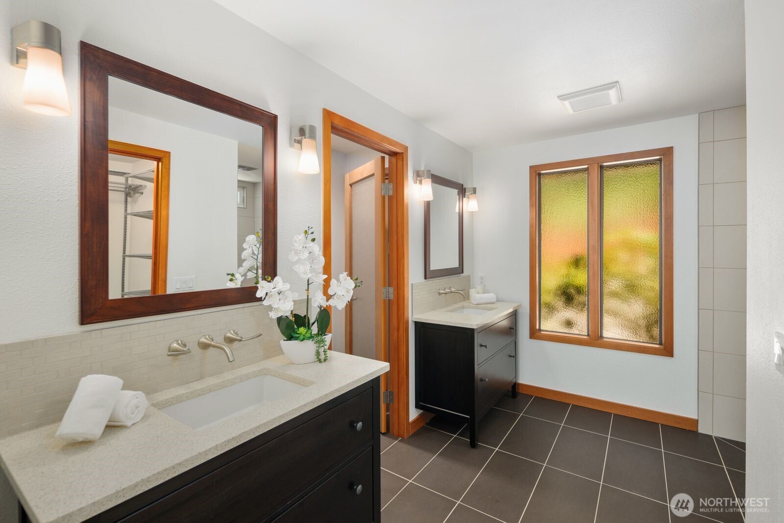 property viewer photo 24