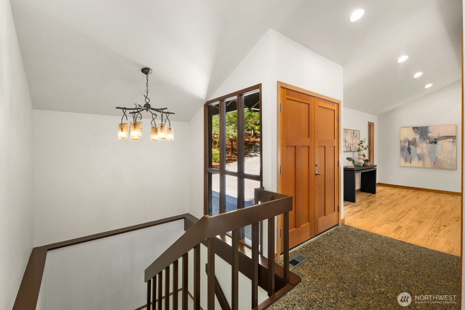 property viewer photo 3