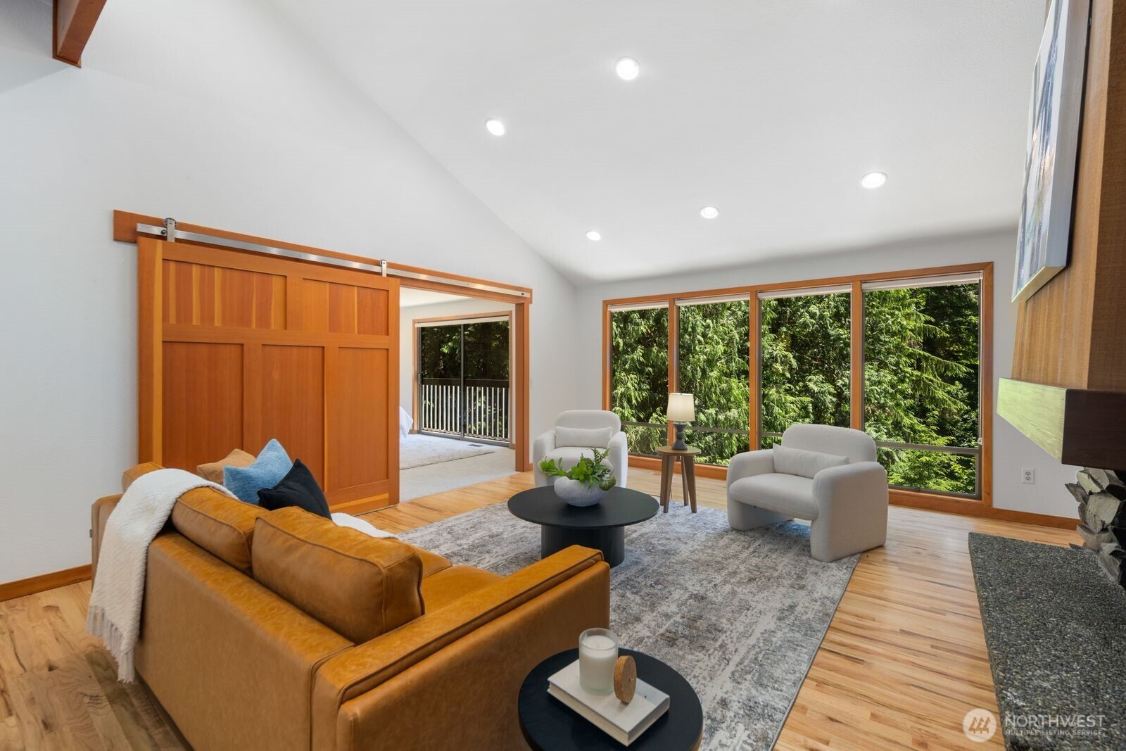 property viewer photo 4