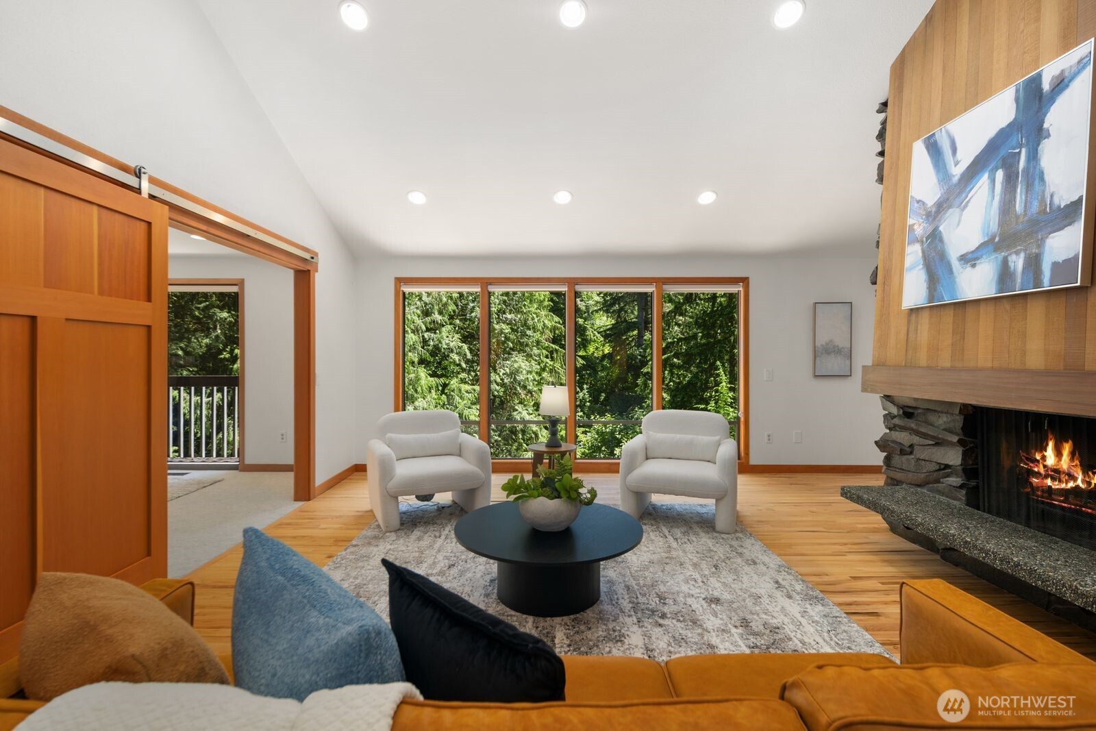 property viewer photo 5