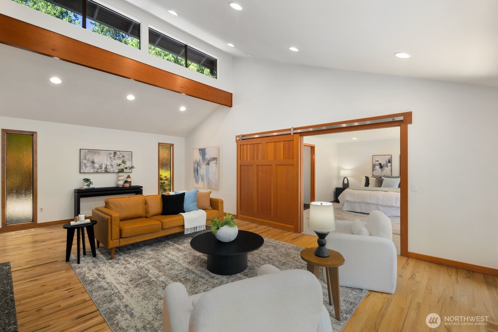 property viewer photo 9