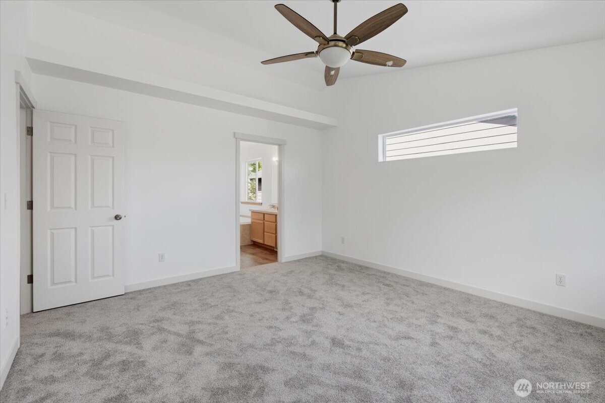property viewer photo 13