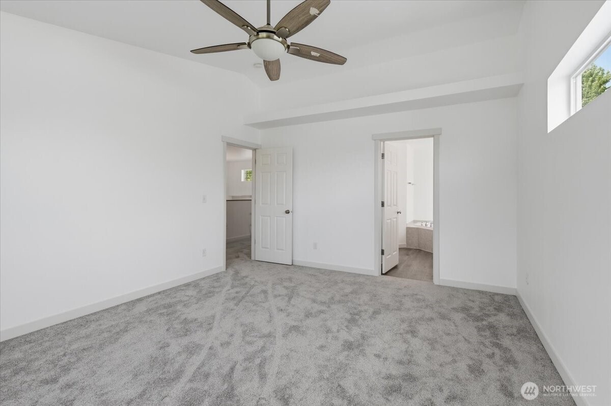 property viewer photo 14
