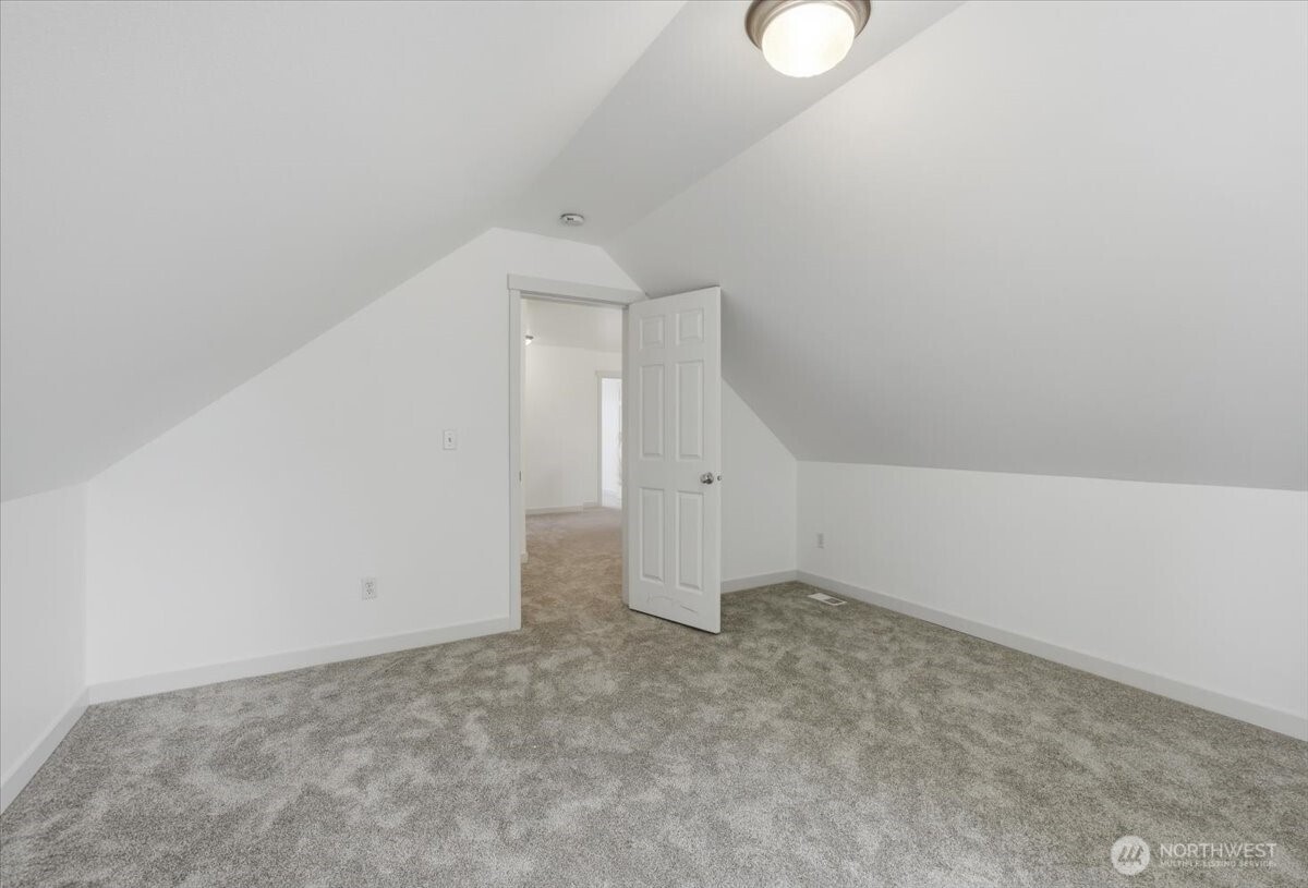 property viewer photo 21