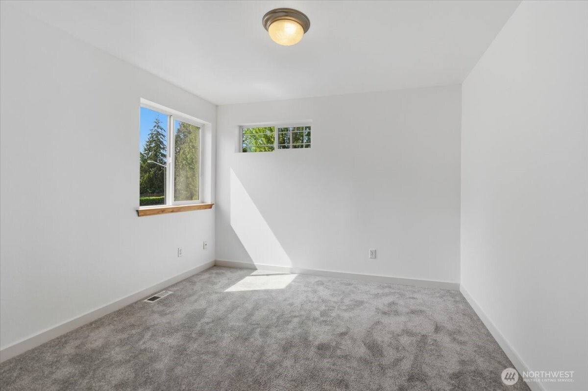 property viewer photo 22