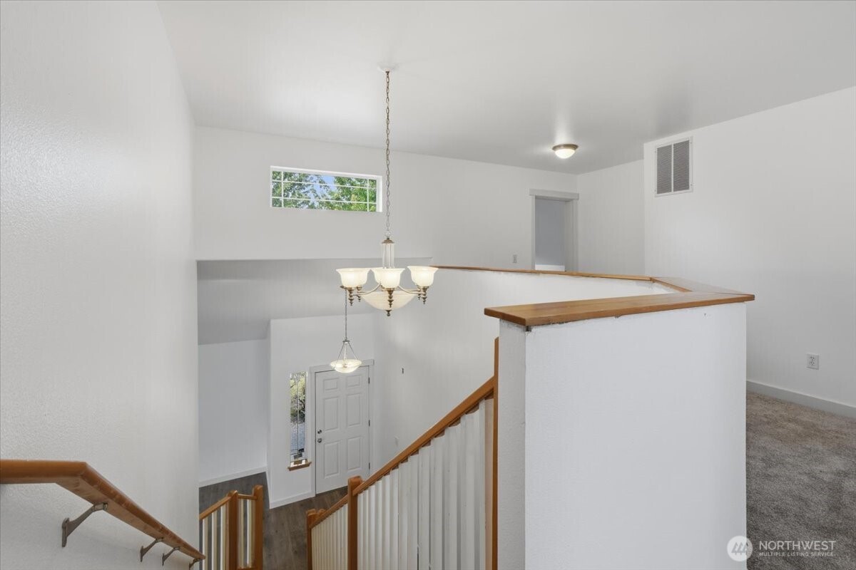 property viewer photo 23