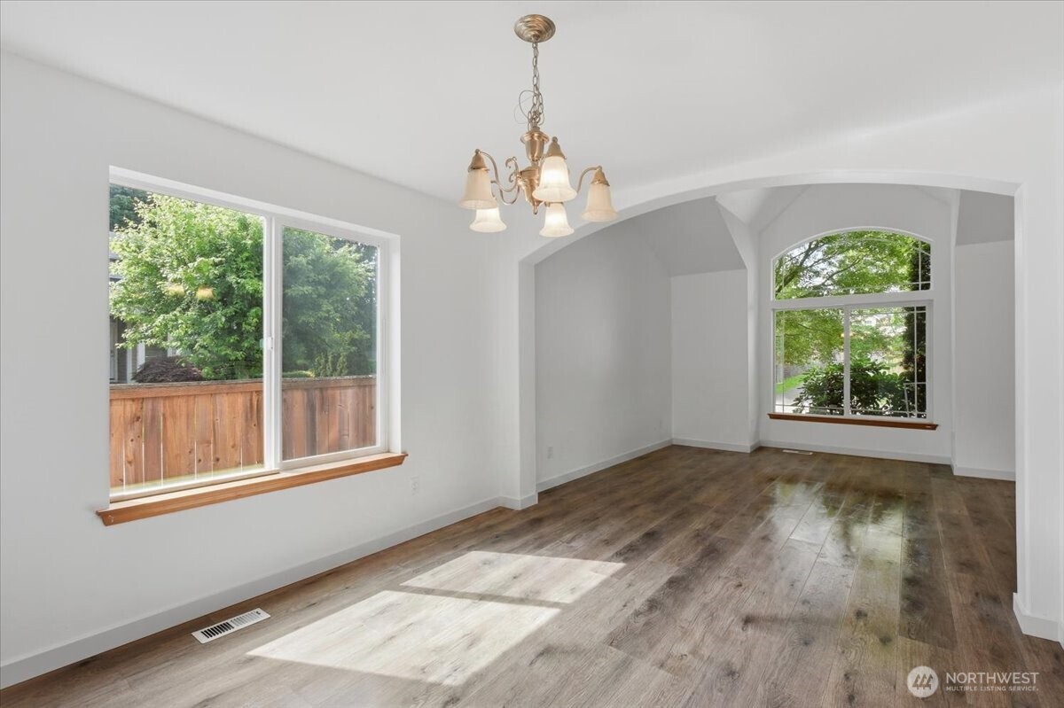 property viewer photo 5