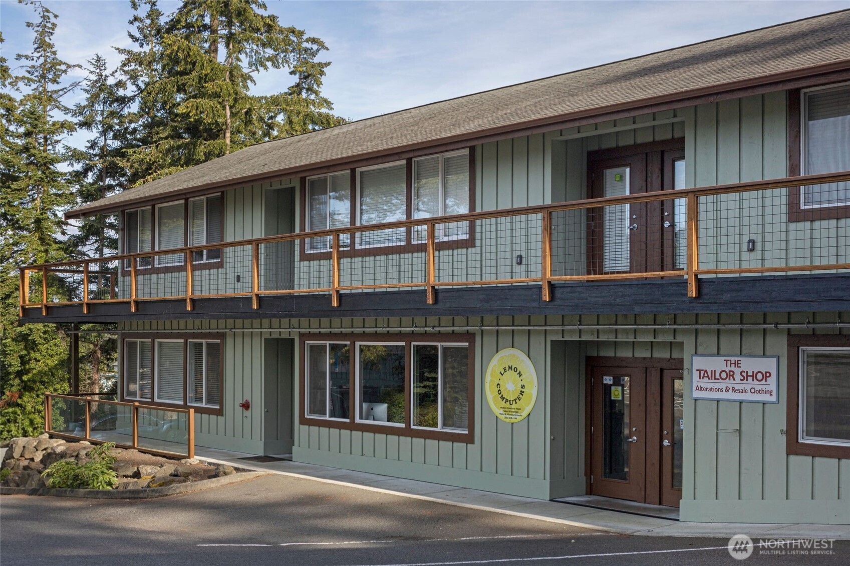 main property photo 32