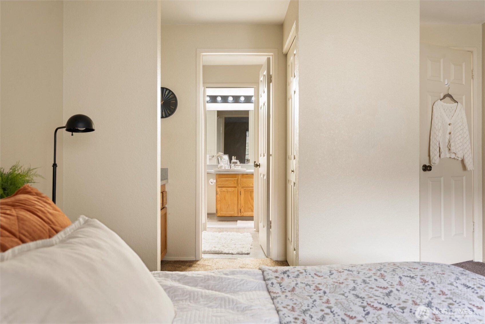 property viewer photo 13