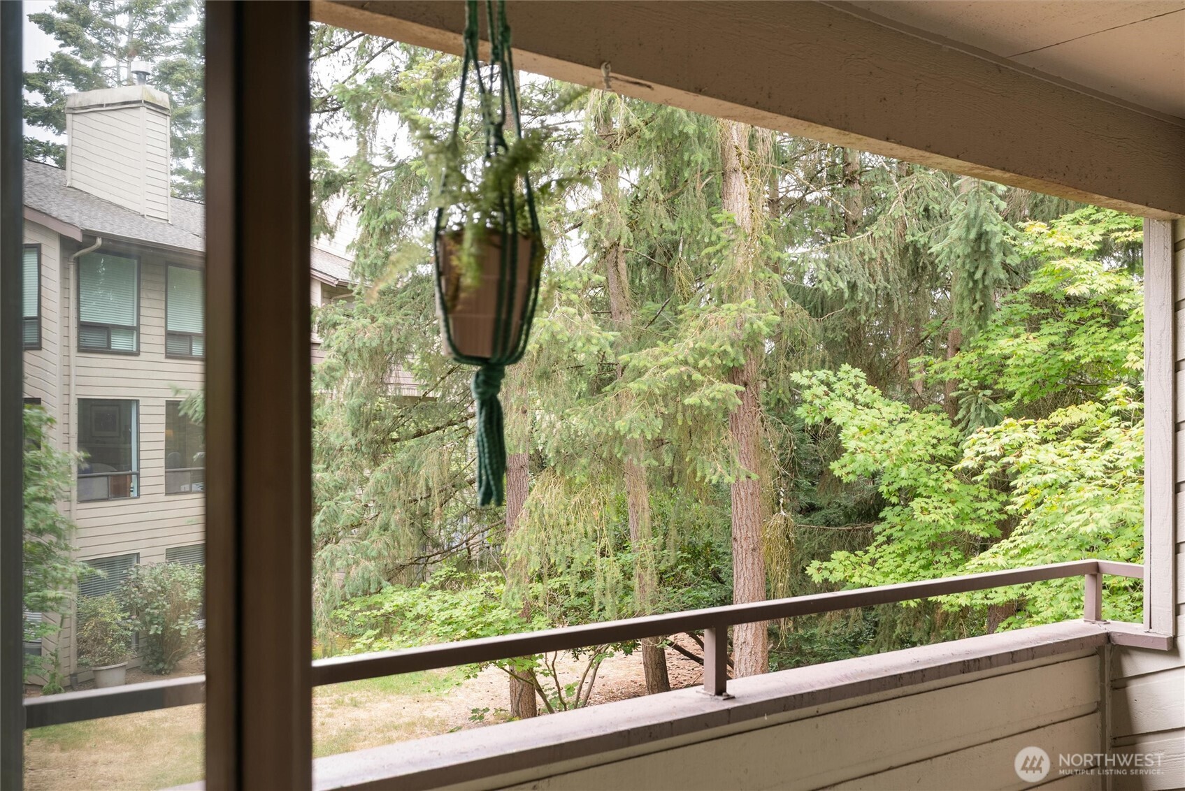 property viewer photo 19
