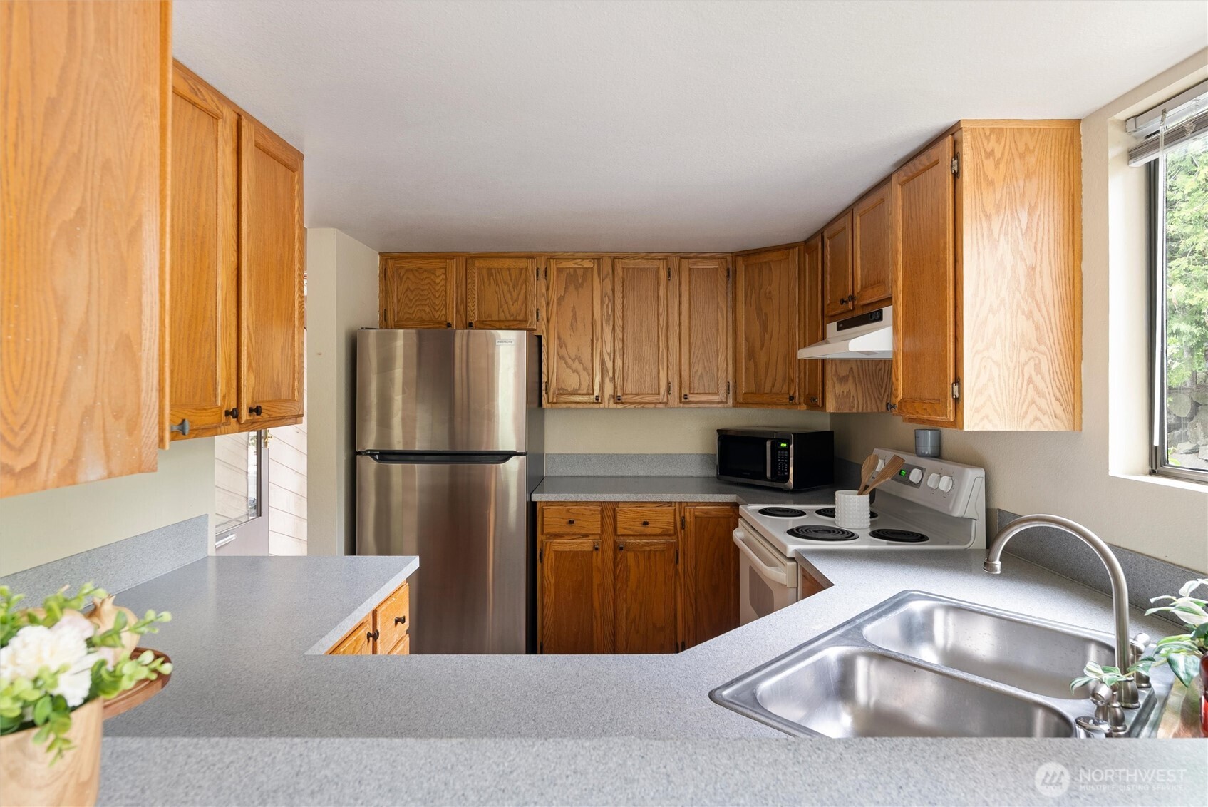 property viewer photo 4